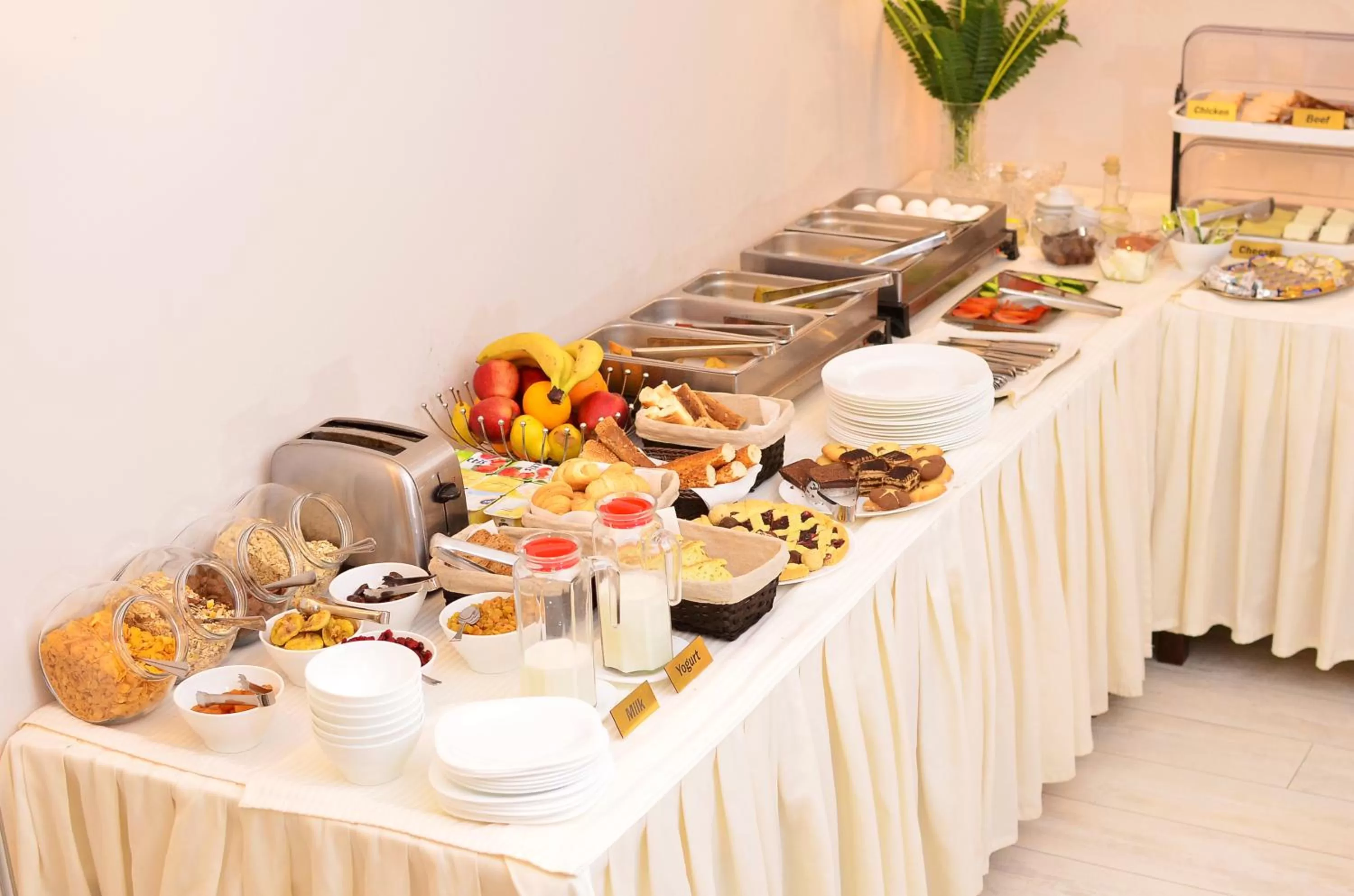 Restaurant/places to eat in Hotel Vlaho