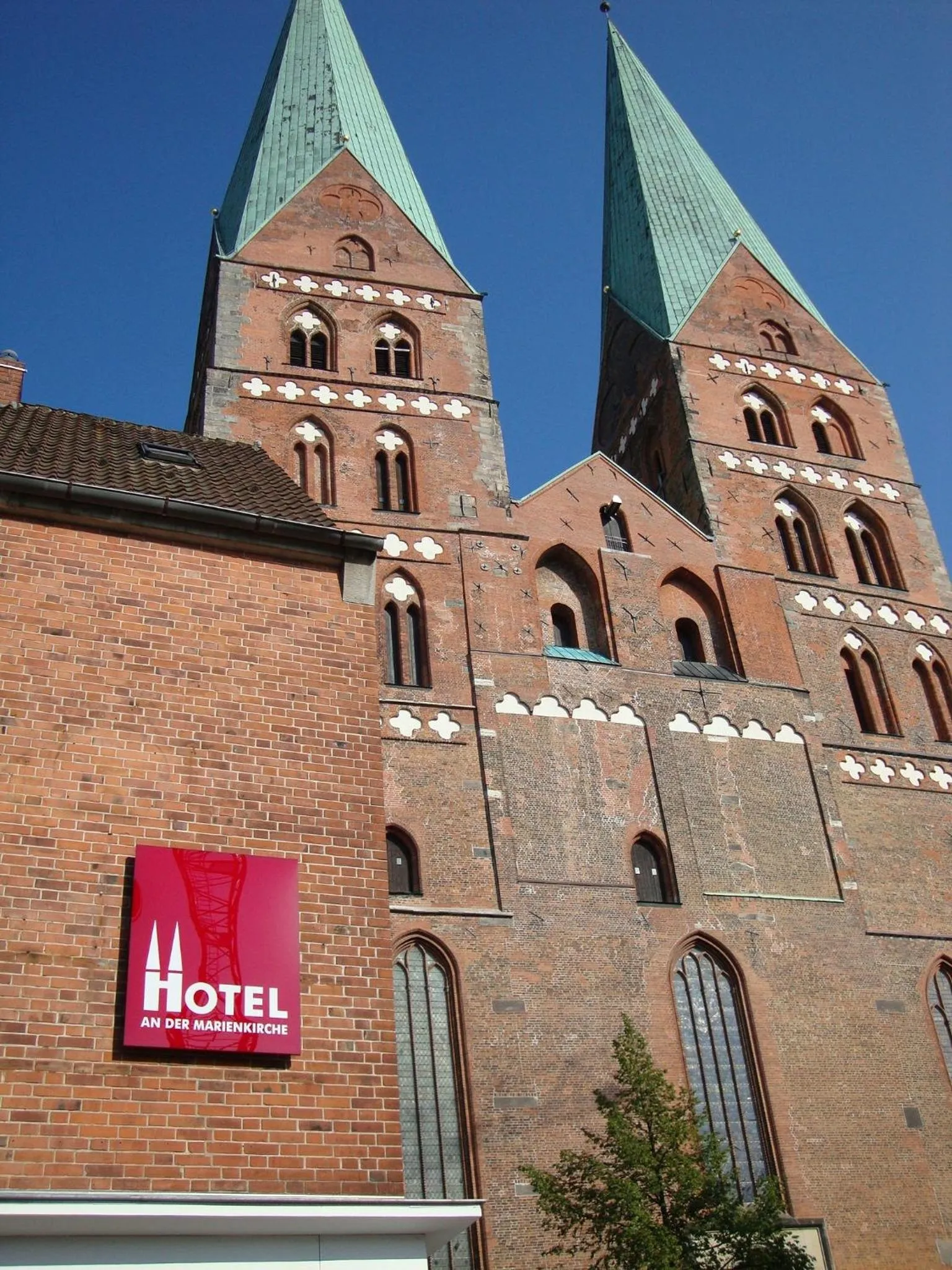 Landmark view in Hotel an der Marienkirche