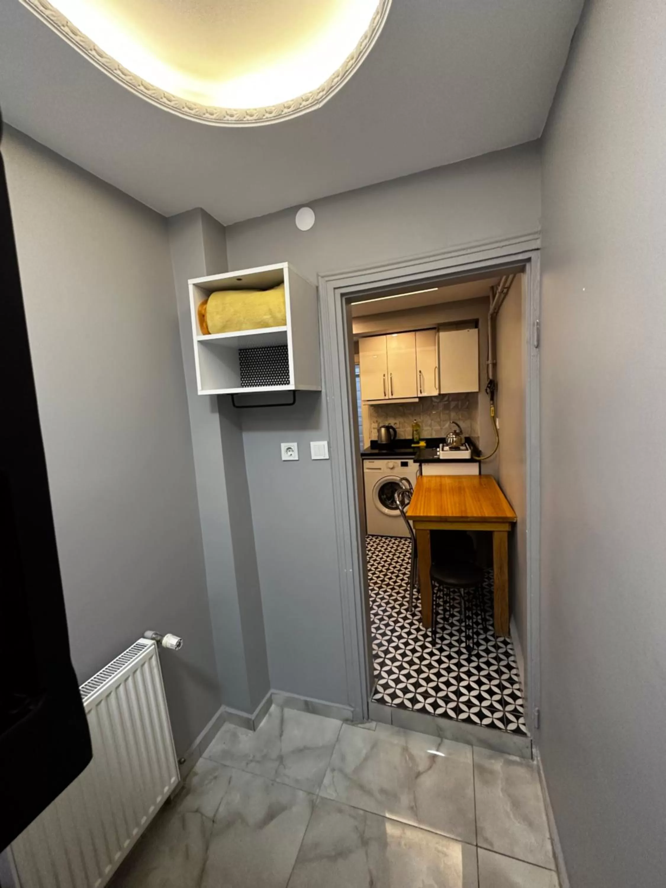 Kitchen/Kitchenette in Arat Apartments