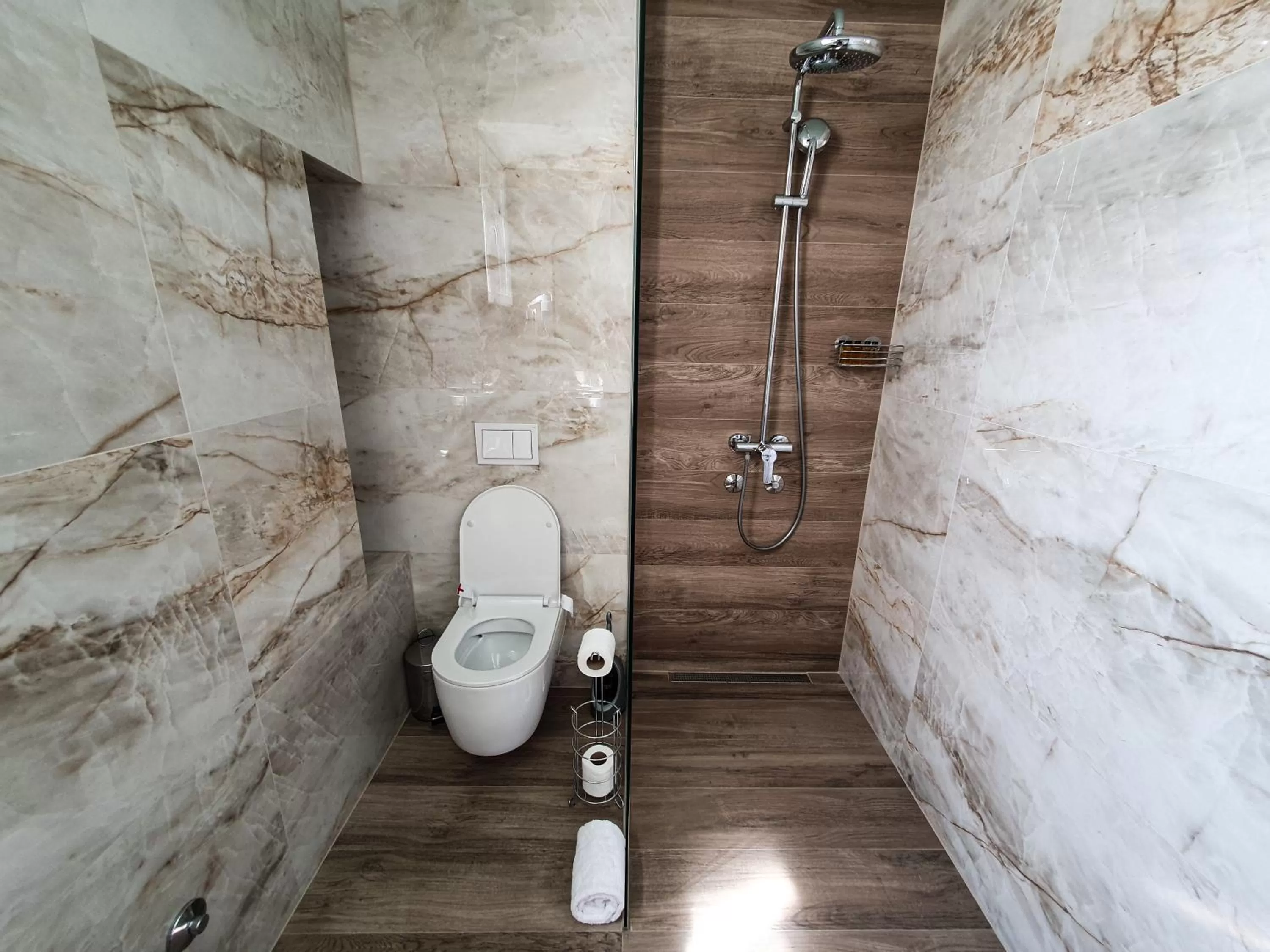 Bathroom in Hotel City Code