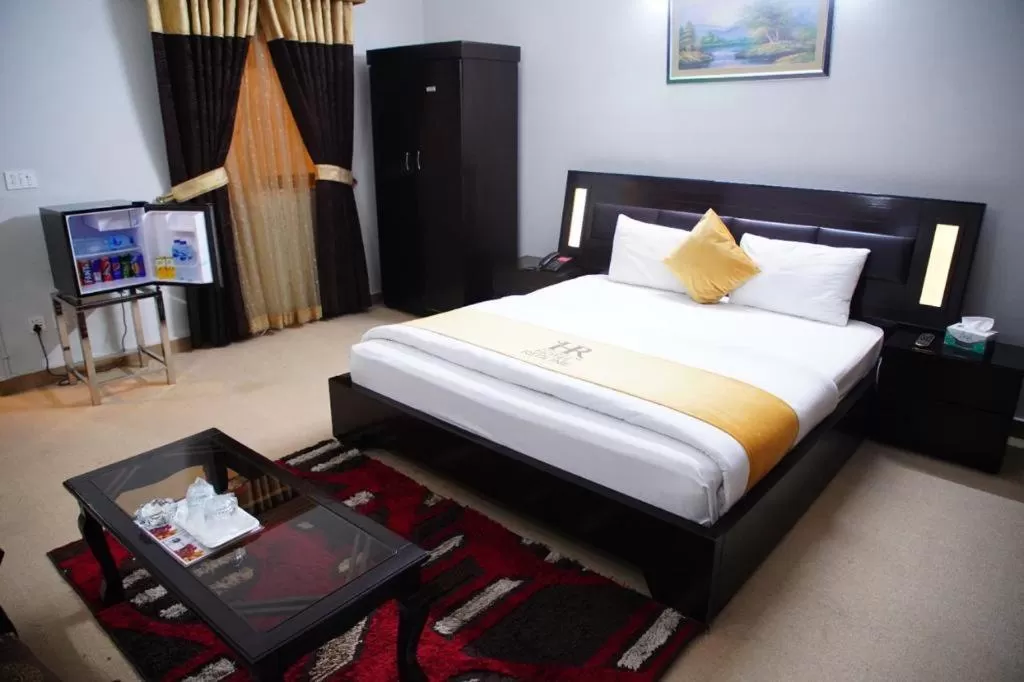 Bed in Hotel Red Line