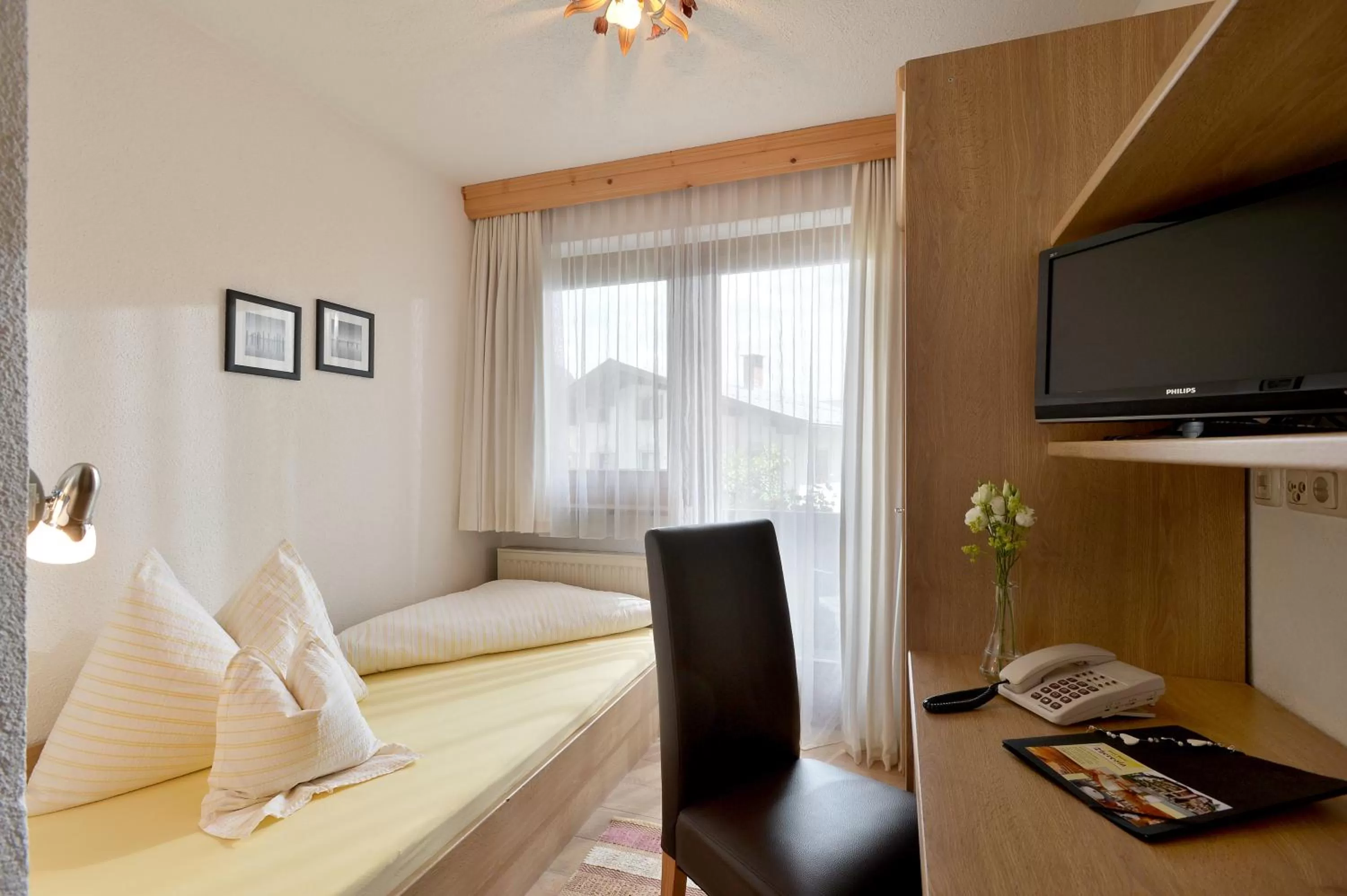 Bedroom, Bed in Hotel Theresia Garni