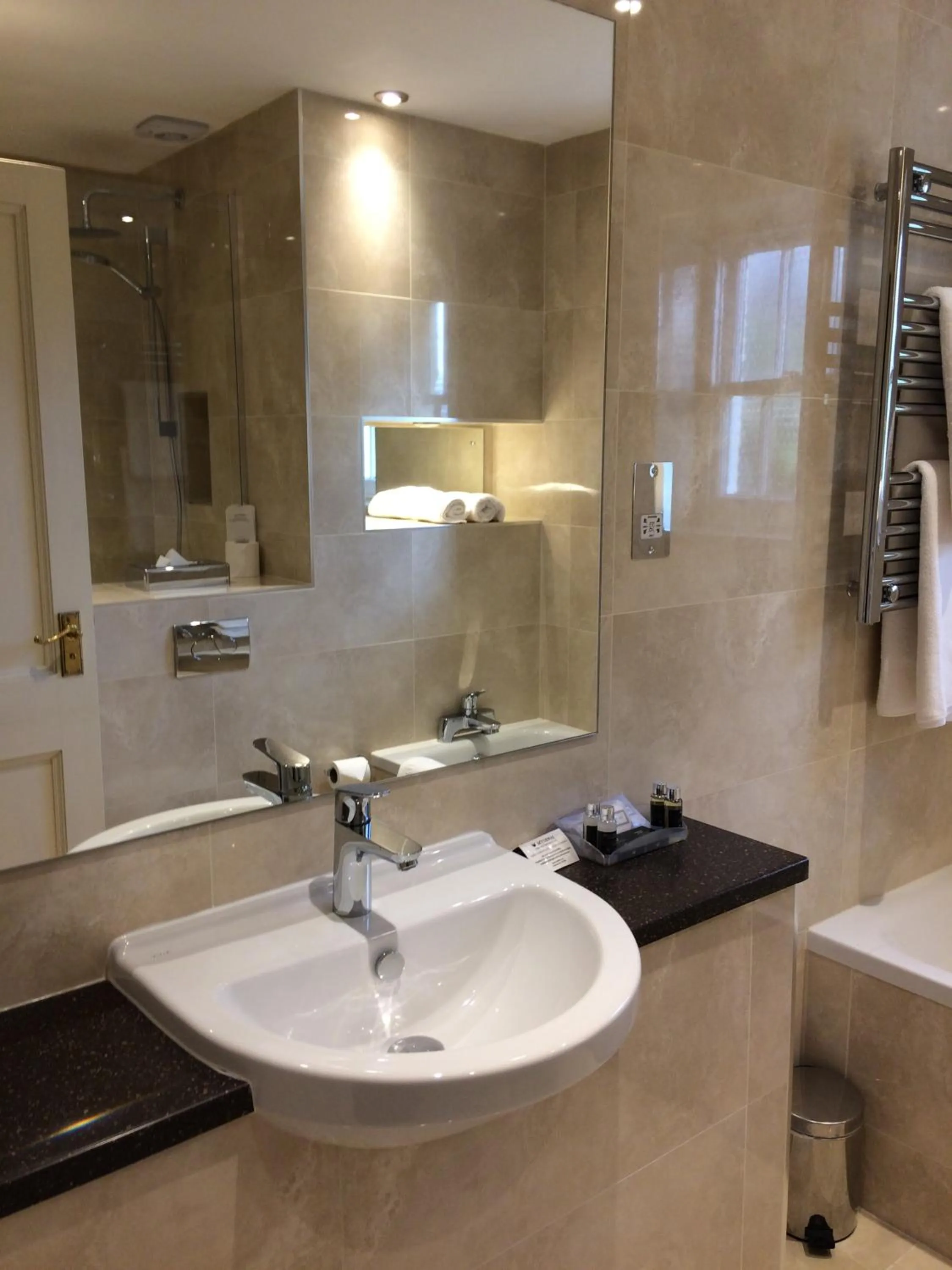 Bathroom in New House Country Hotel