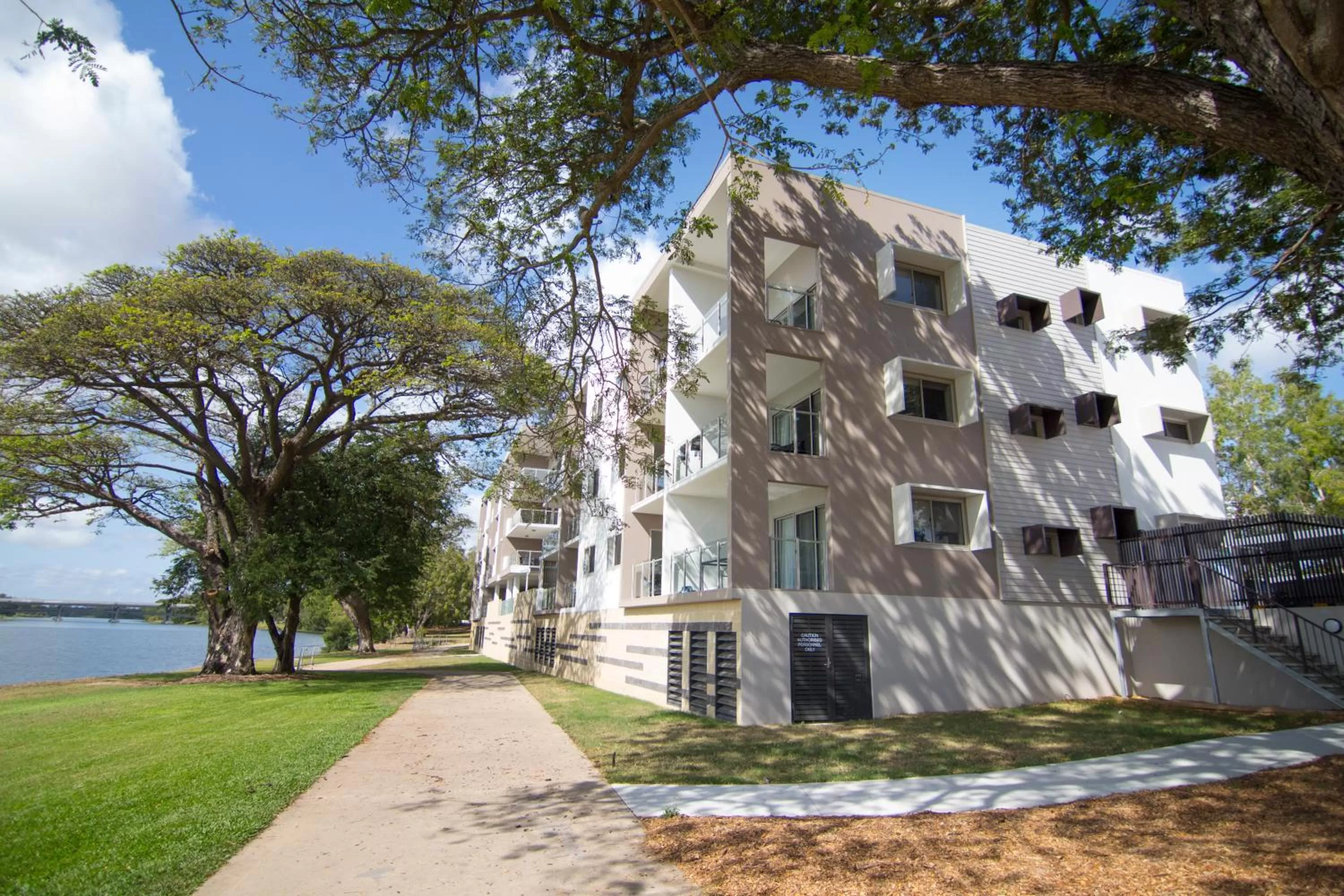 Property building in Jacana Apartments