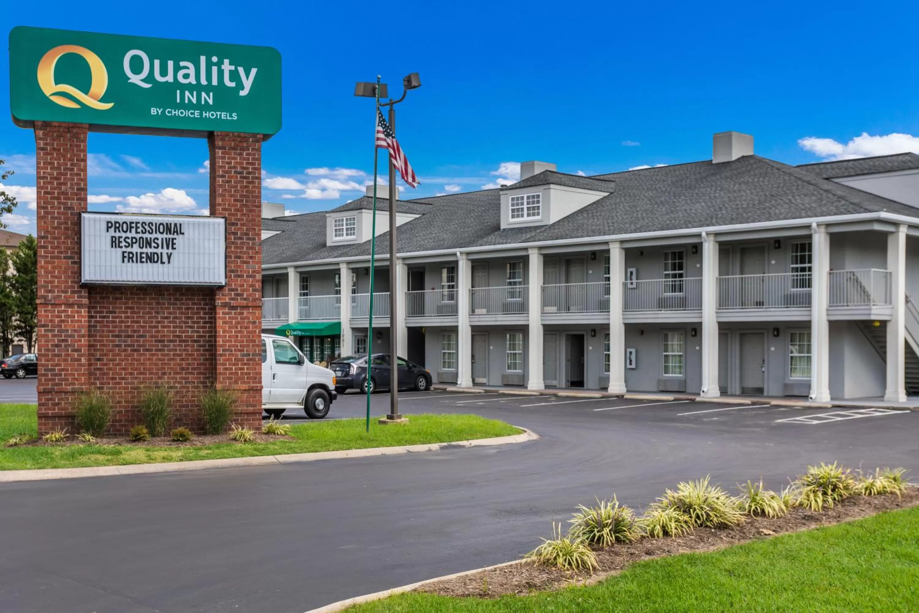 Property building in Quality Inn Gallatin-Nashville Metro