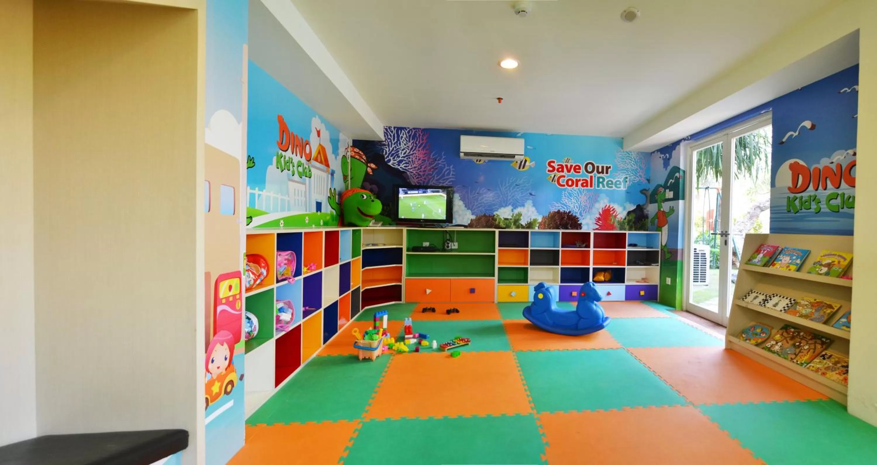 Game Room in HARRIS Hotel & Residences Sunset Road