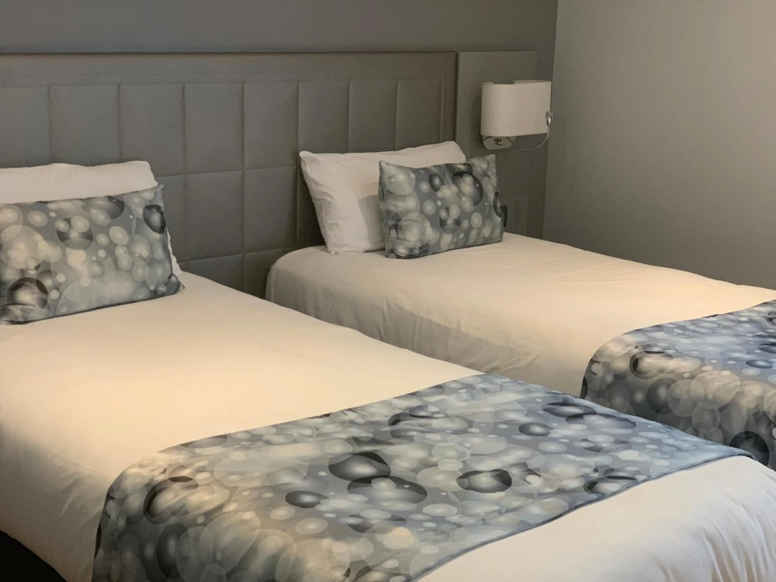 Bed in Logis Hôtel Restaurant Le Moulin de la Coudre