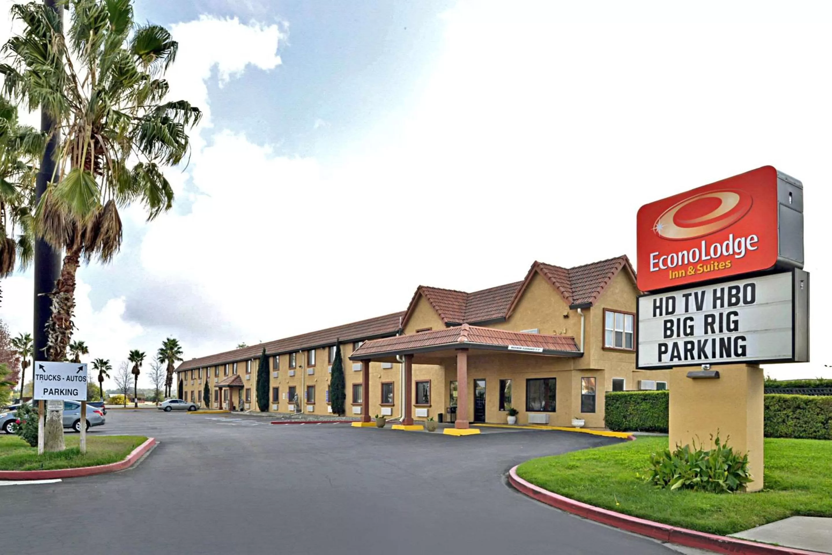 Property building in Econo Lodge Inn & Suites Corning Travel Center