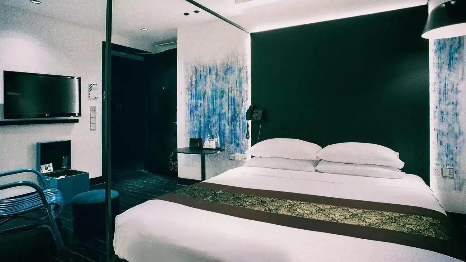 Honeymoon Suite in Hi Hotel Honeymoon Suite in Hi Hotel