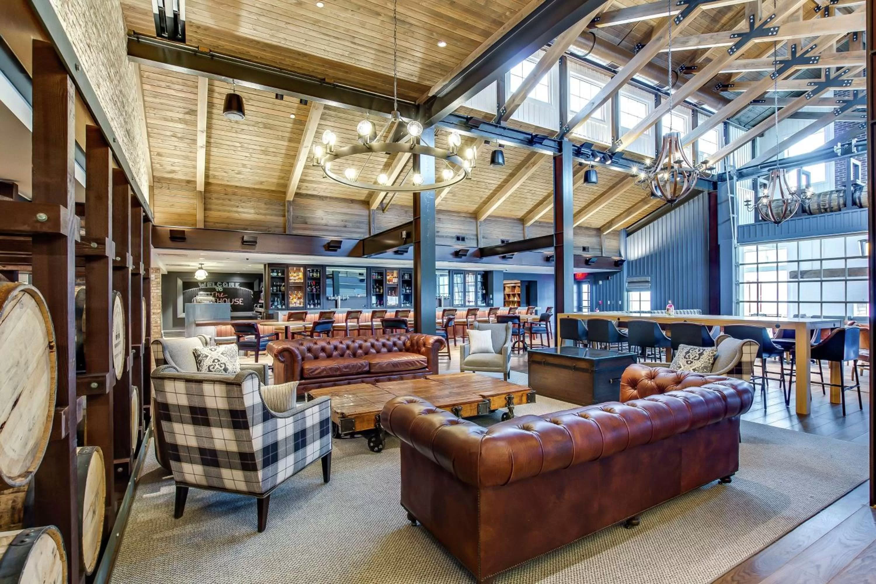 Lounge or bar in The Campbell House Lexington, Curio Collection by Hilton