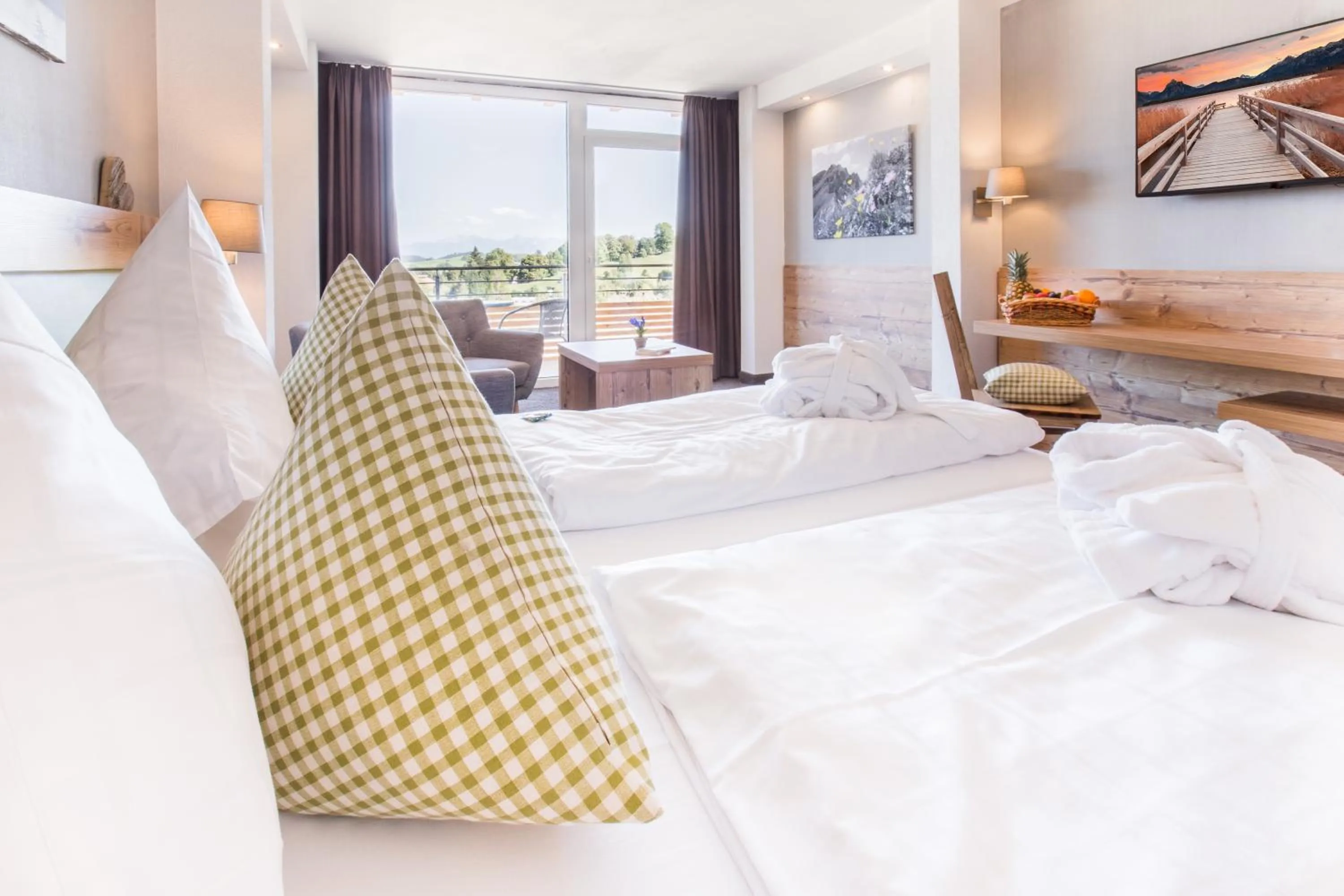 Bed in Hotel Nesselwanger Hof