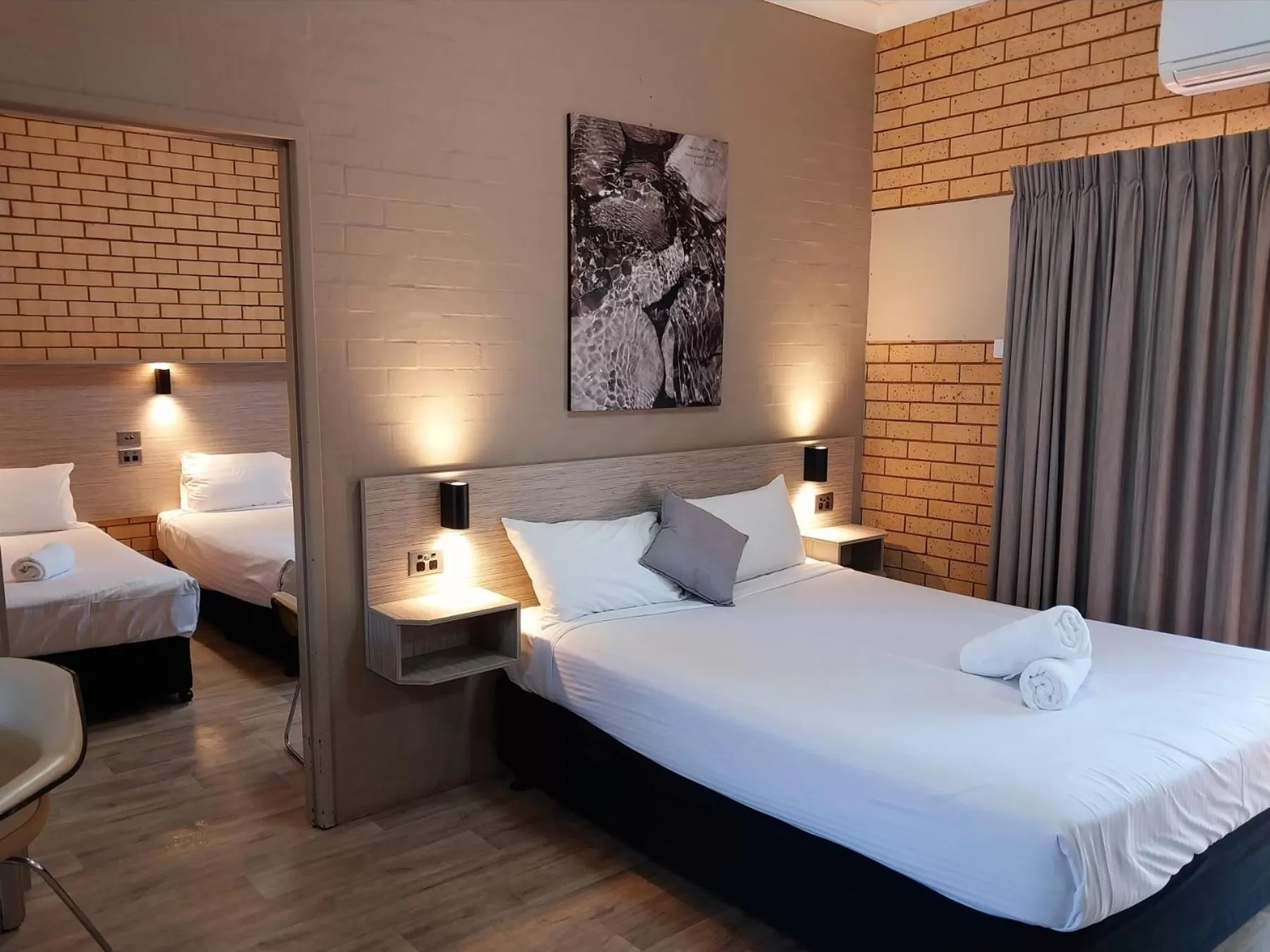 Bed in Tallarook Motor Inn