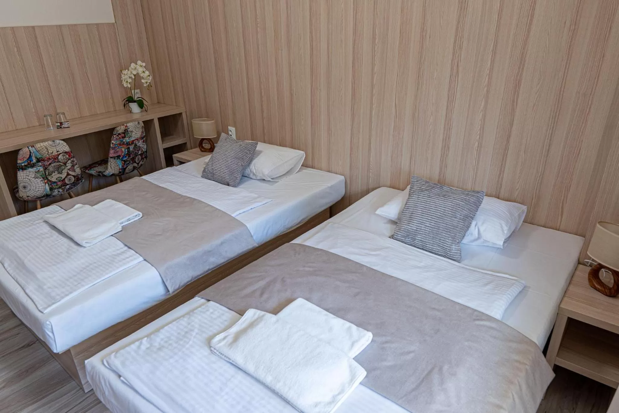 Bedroom, Bed in Hotel Garni
