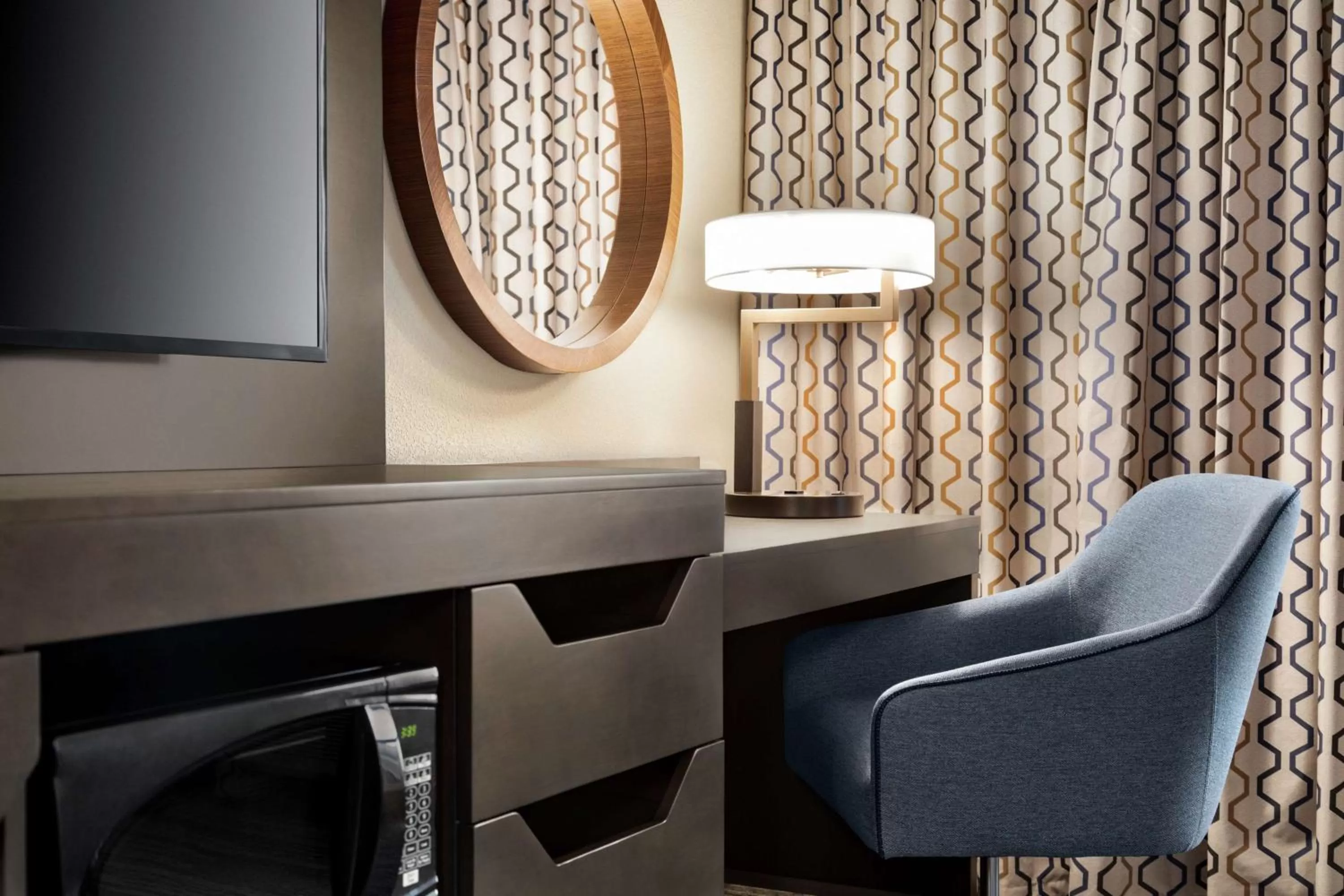 Bedroom in Hampton Inn Suites Kansas City Downtown Crossroads