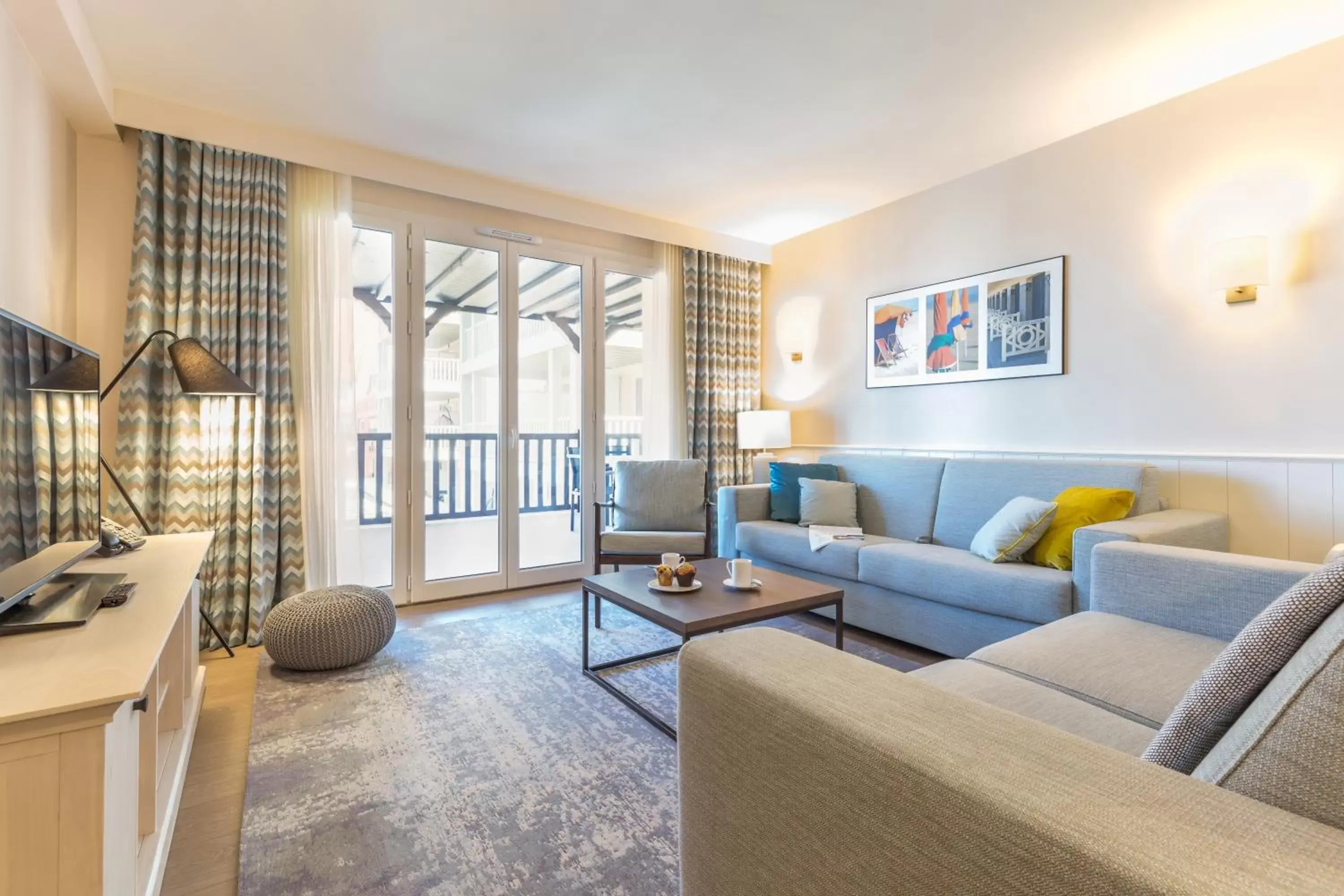 Three-Bedroom Apartment with Terrace or Balcony (8 People) - Capitanierie Buildings in Résidence Pierre & Vacances Premium Presqu'Ile de la Touques Three-Bedroom Apartment with Terrace or Balcony (8 People) - Capitanierie Buildings in Résidence Pierre & Vacances Premium Presqu'Ile de la Touques