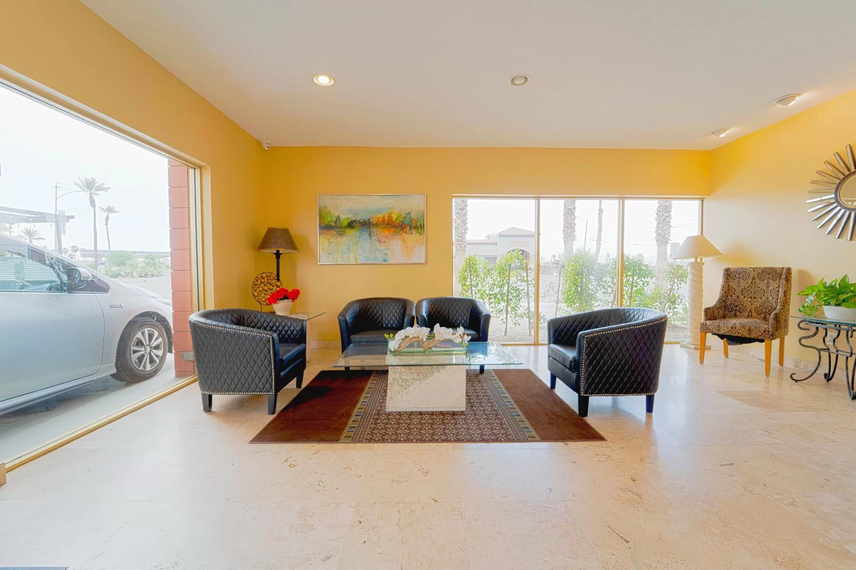 Lobby or reception in Royal Plaza Inn