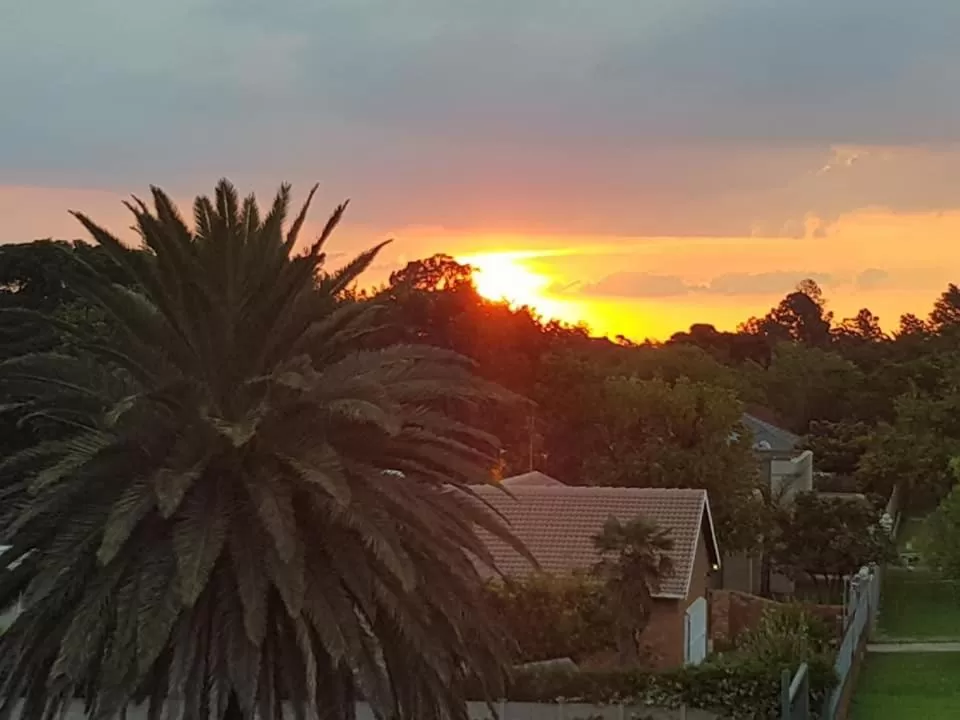 Swimming pool, Sunrise/Sunset in Moye Guest House