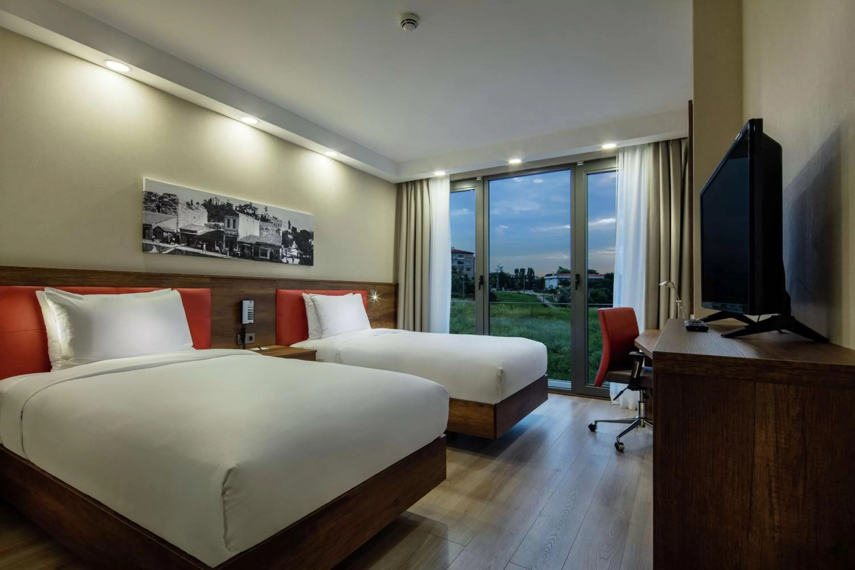 Bedroom, Bed in Hampton by Hilton Canakkale Gelibolu