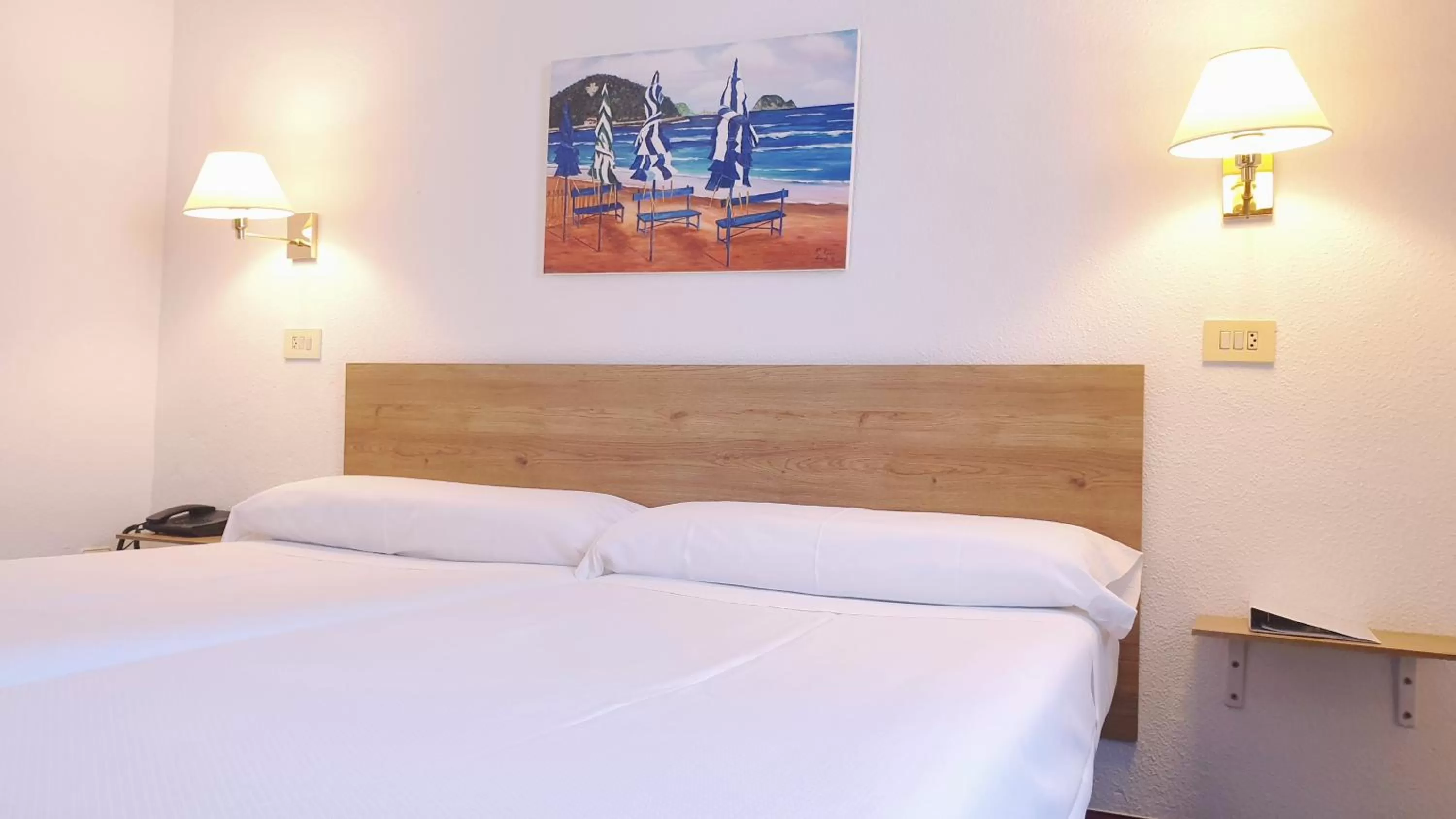 Bedroom, Bed in Hotel Zarauz