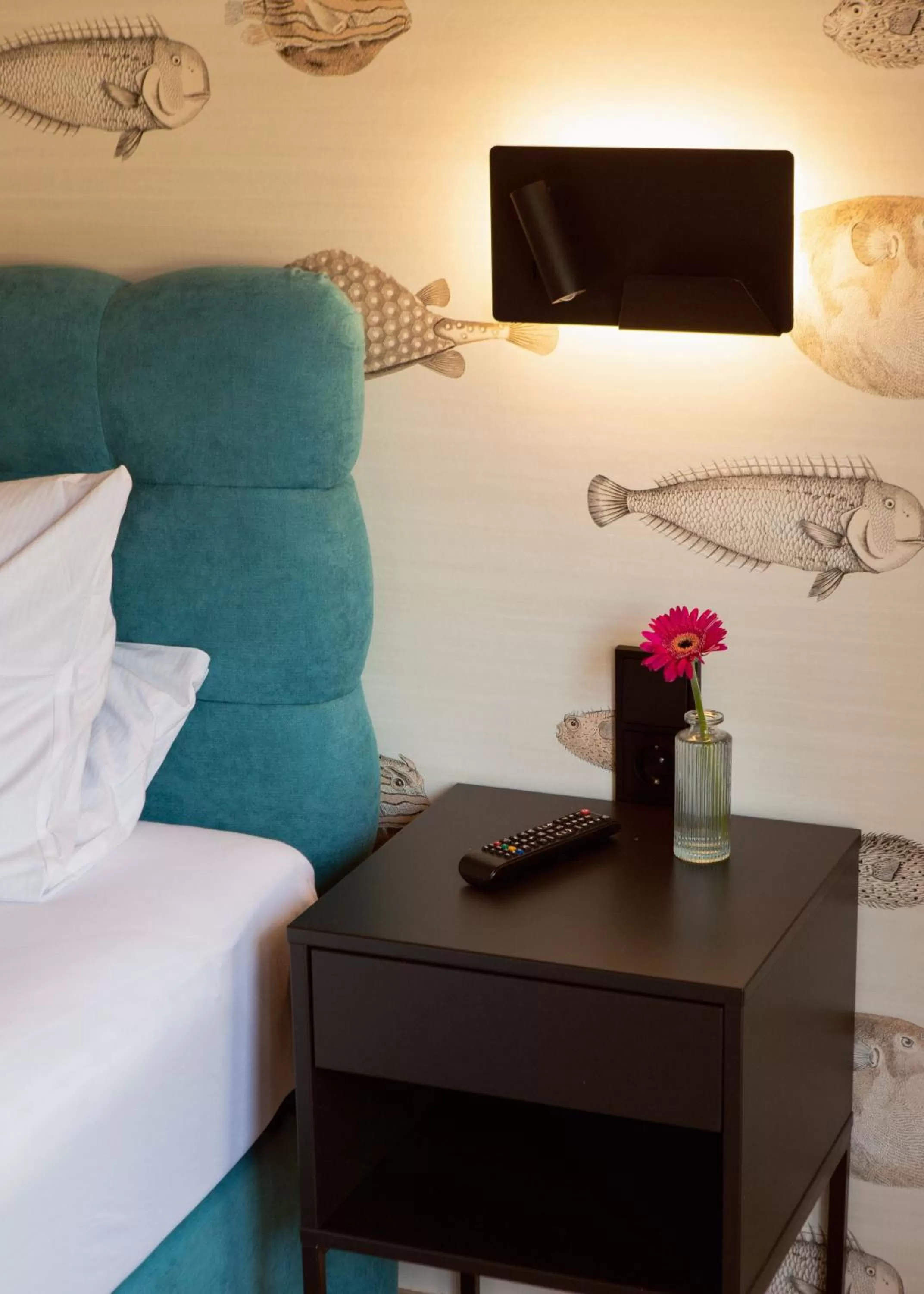 TV/Entertainment Center in Strandhotel SüdSee Diessen am Ammersee