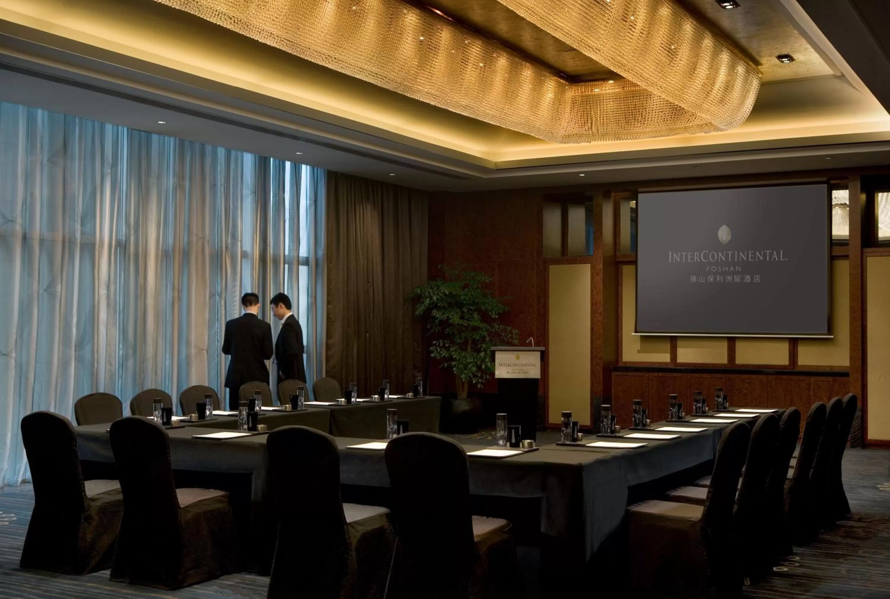 Meeting/conference room in InterContinental Foshan by IHG