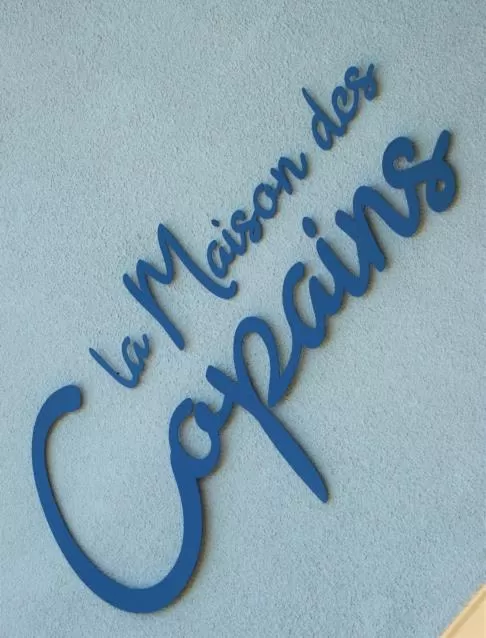 Logo/Certificate/Sign in La Maison des Copains