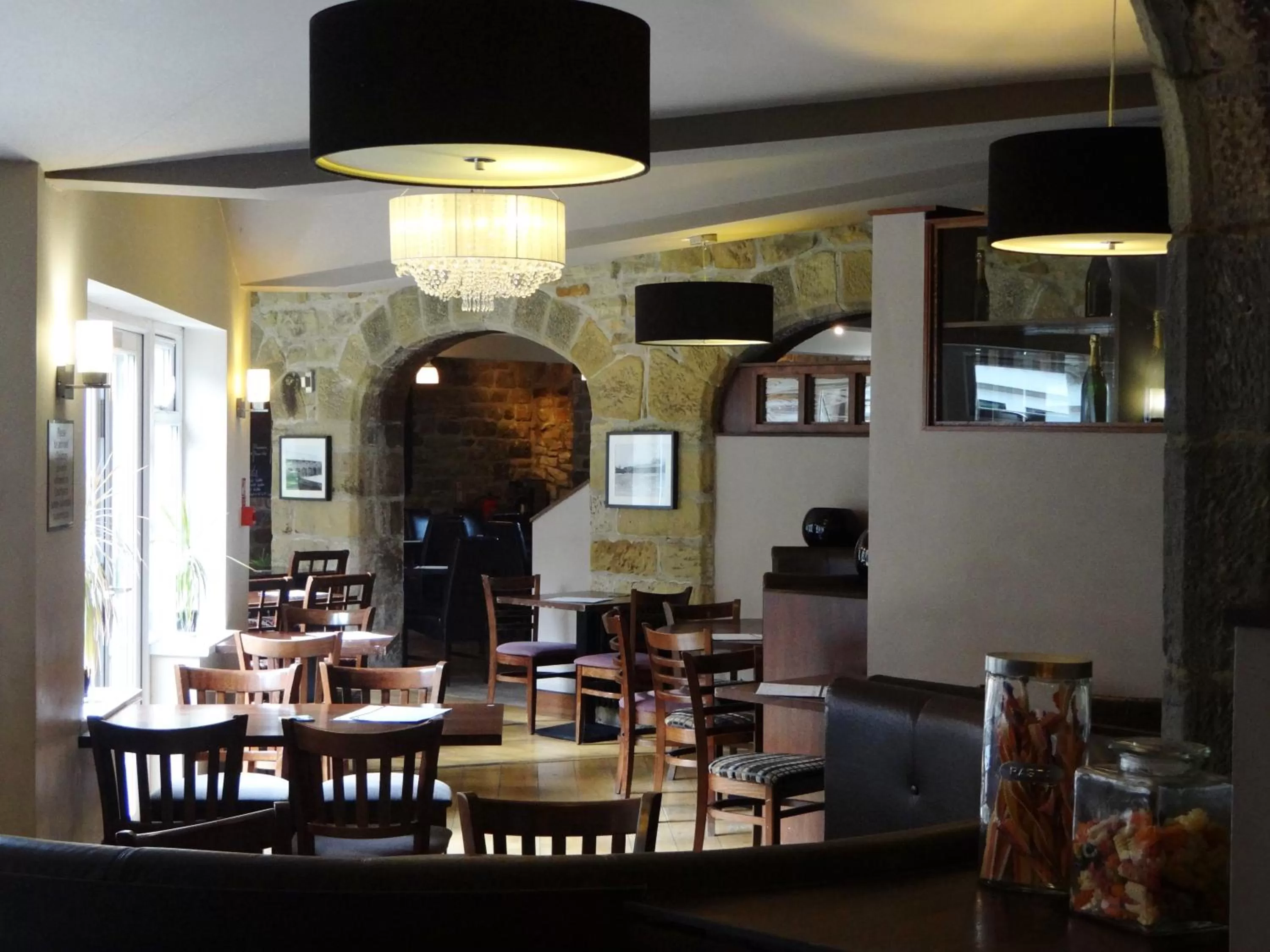 Restaurant/places to eat in The Angel View Hotel