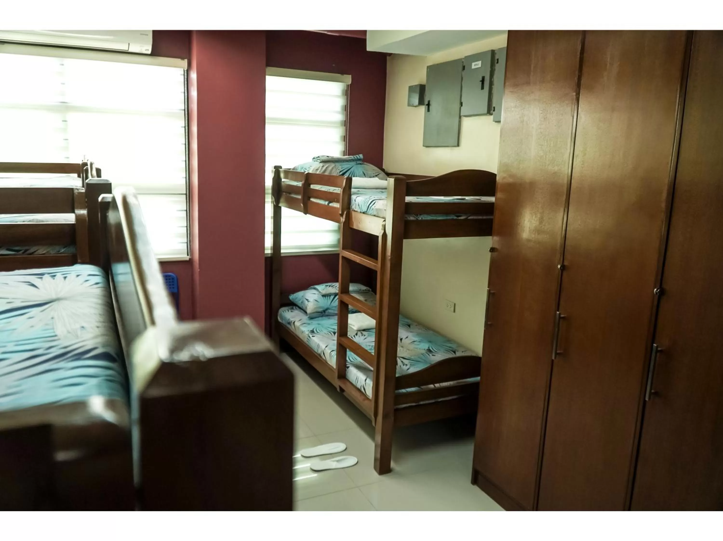 bunk bed, Bed in M28 Hotel and Apartments