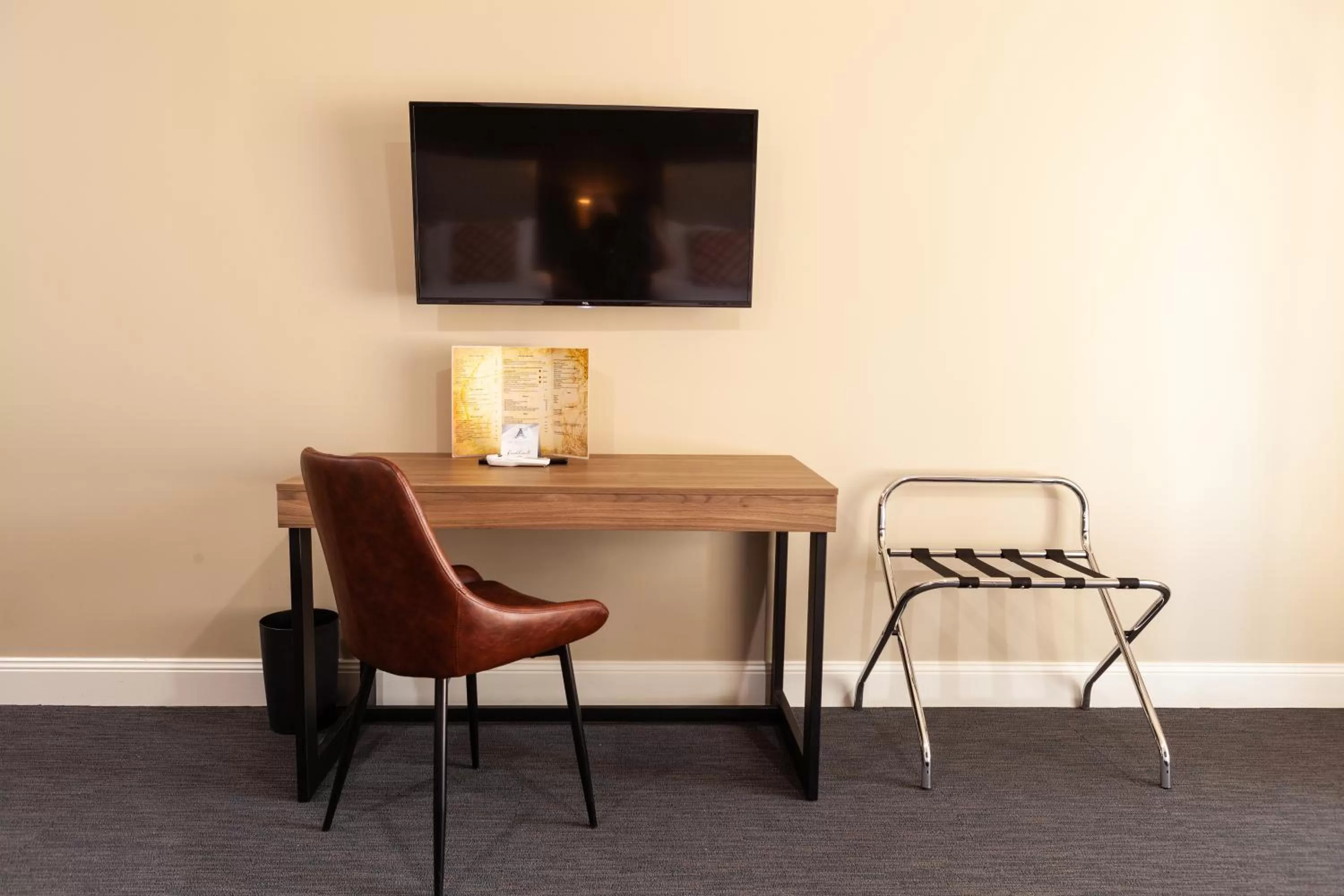 TV and multimedia in Nightcap at Archer Hotel