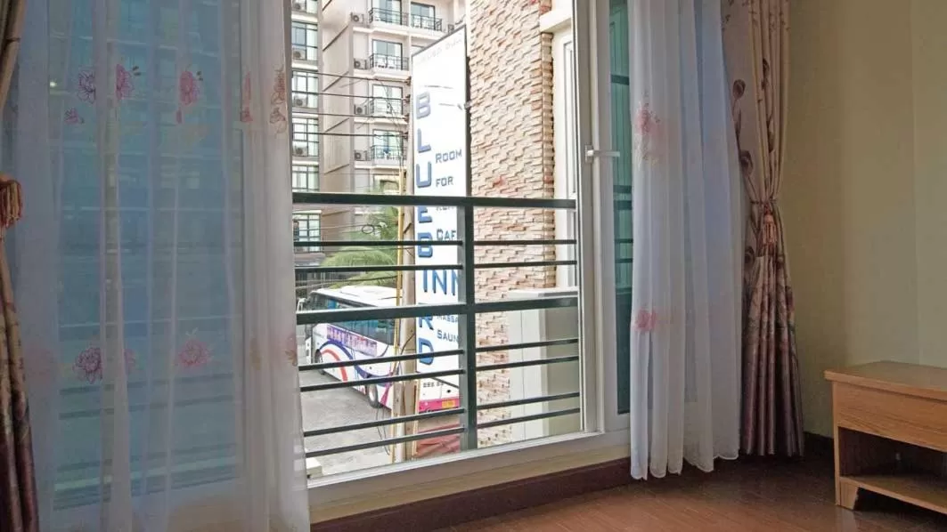 Bluebird Inn Pattaya