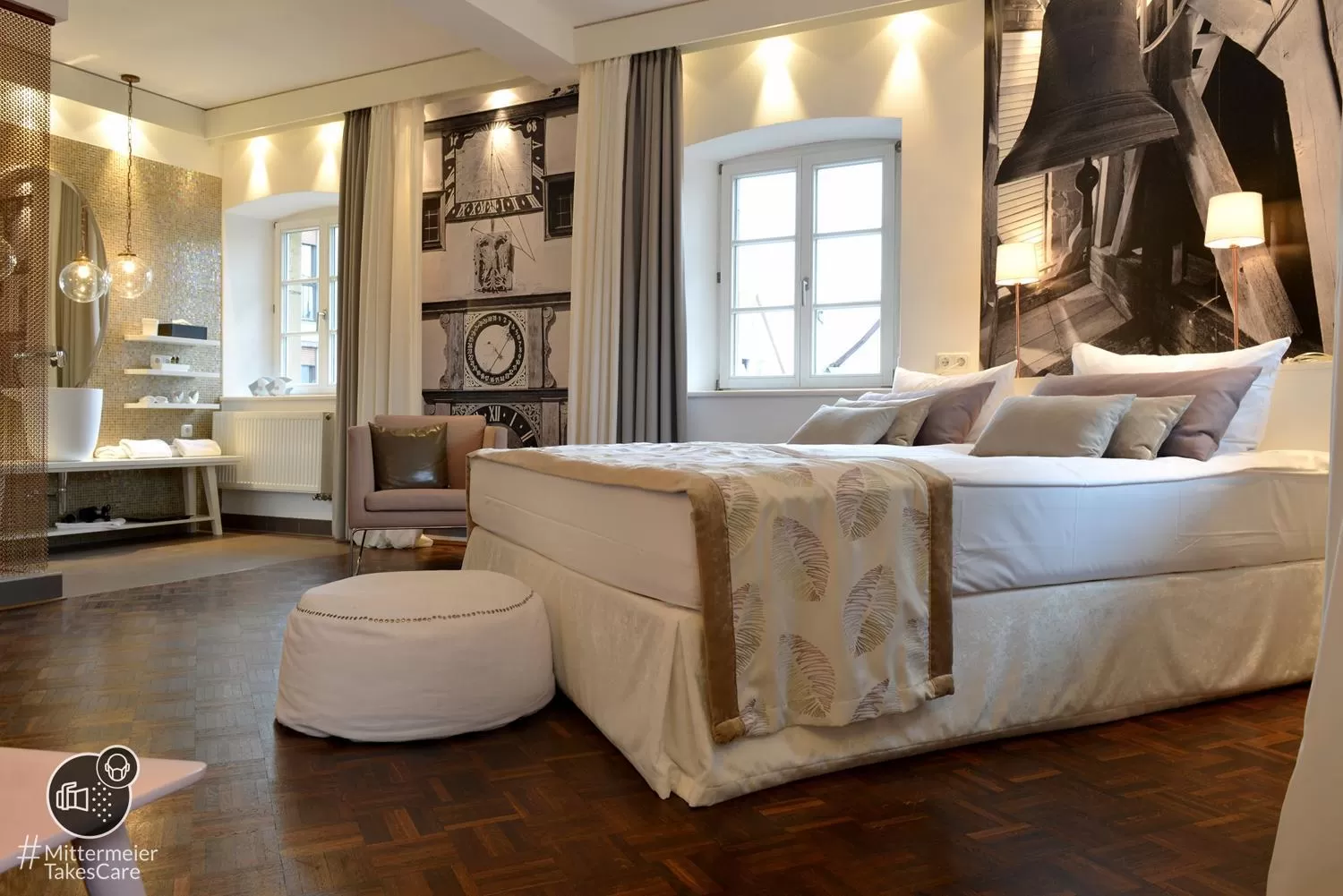 Bed in Villa Mittermeier, Hotellerie & Restaurant