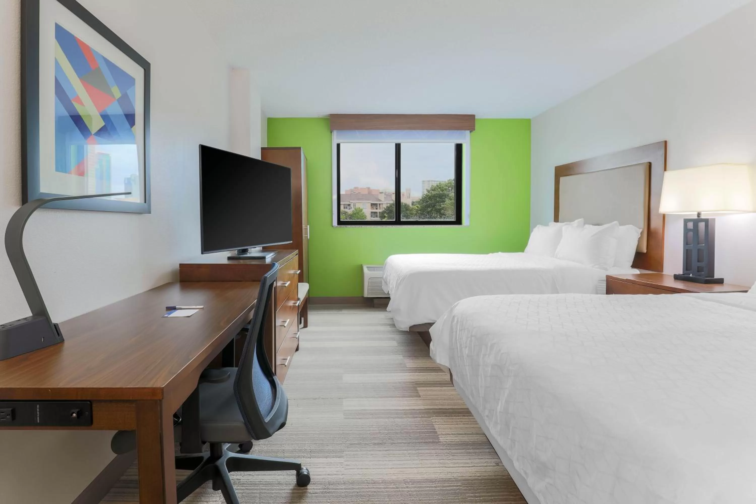 Photo of the whole room, Bed in Holiday Inn Express & Suites Fort Worth Downtown by IHG