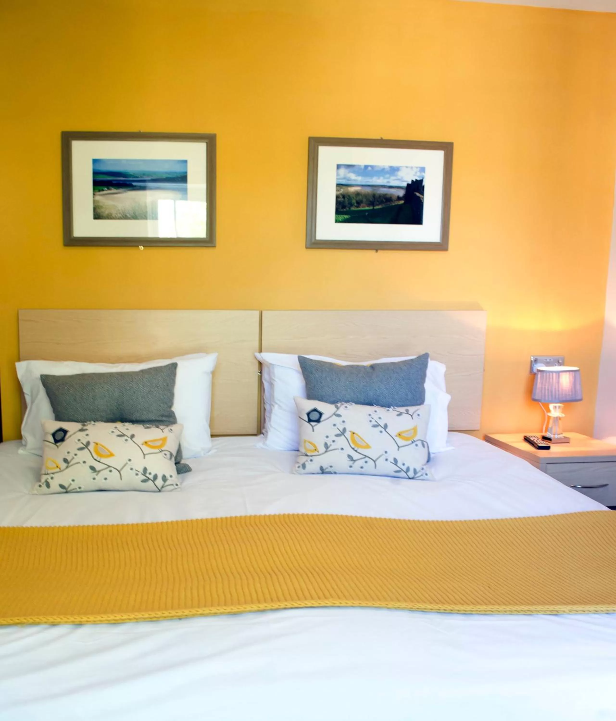 Rose and Crown Hotel