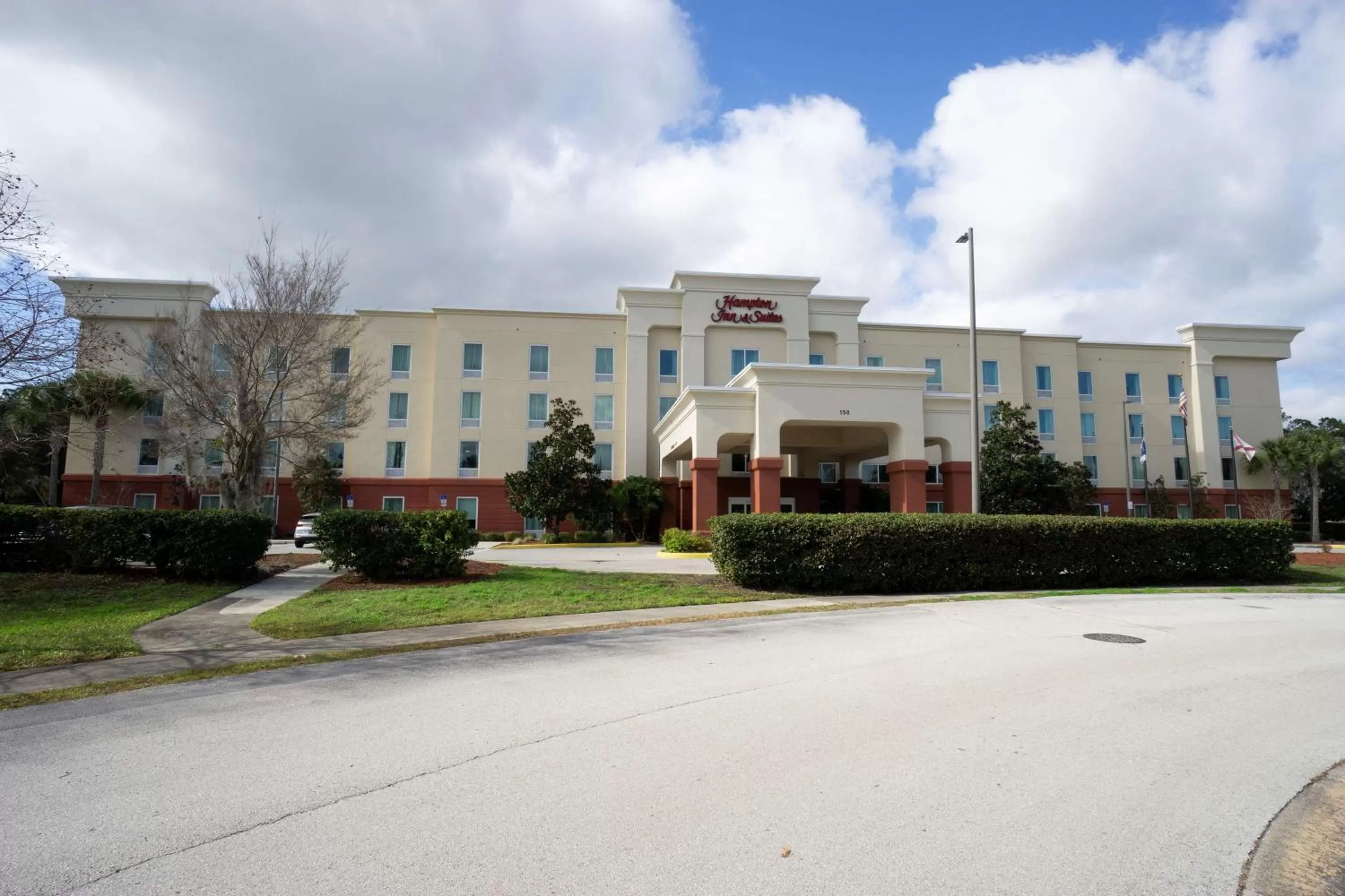 Property building in Hampton Inn & Suites Palm Coast