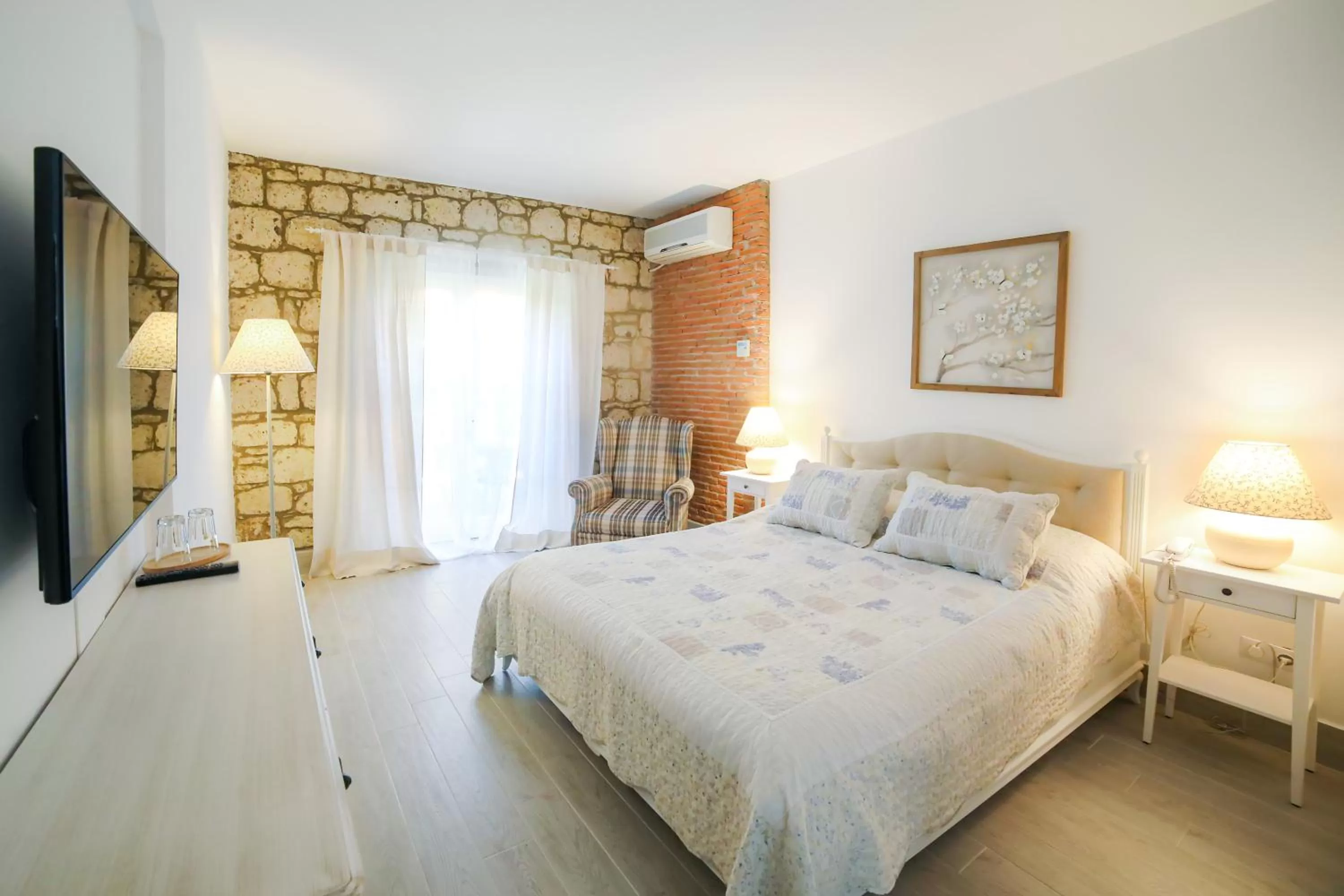 Bed in Cadde 75 Luxury Hotel - Alaçatı