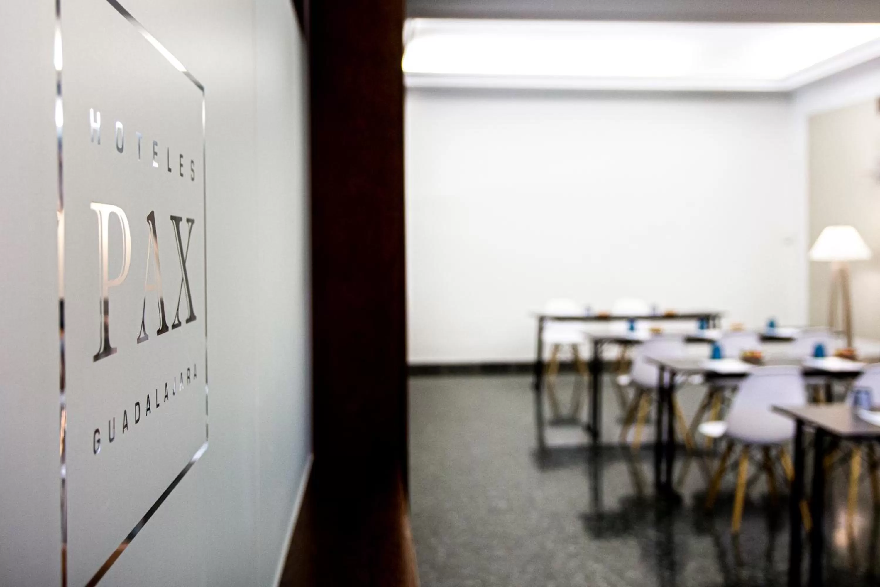 Business facilities in Hotel Pax Guadalajara