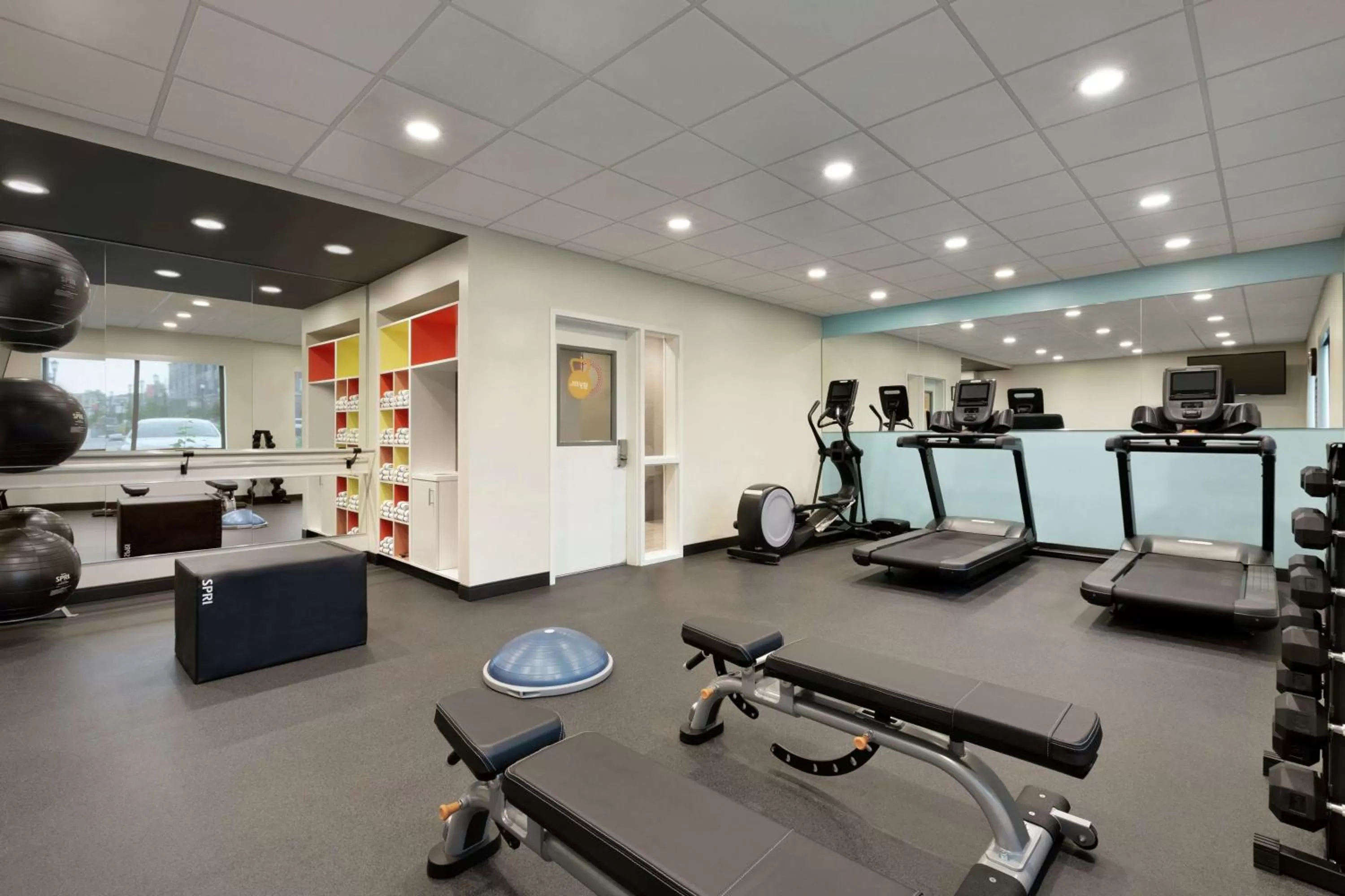 Fitness centre/facilities in Tru by Hilton St. Charles St. Louis