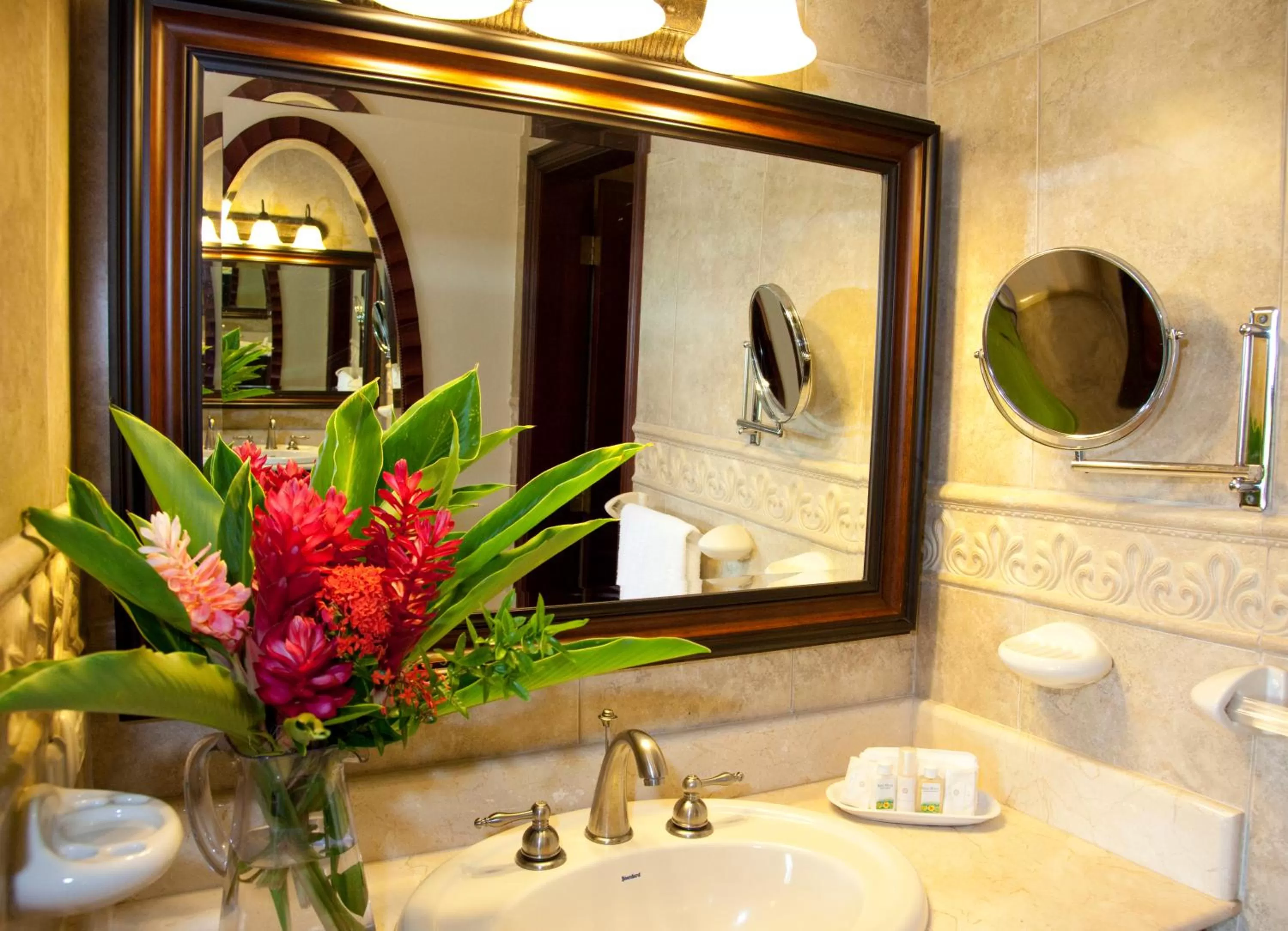 Bathroom in La Ensenada Beach Resort