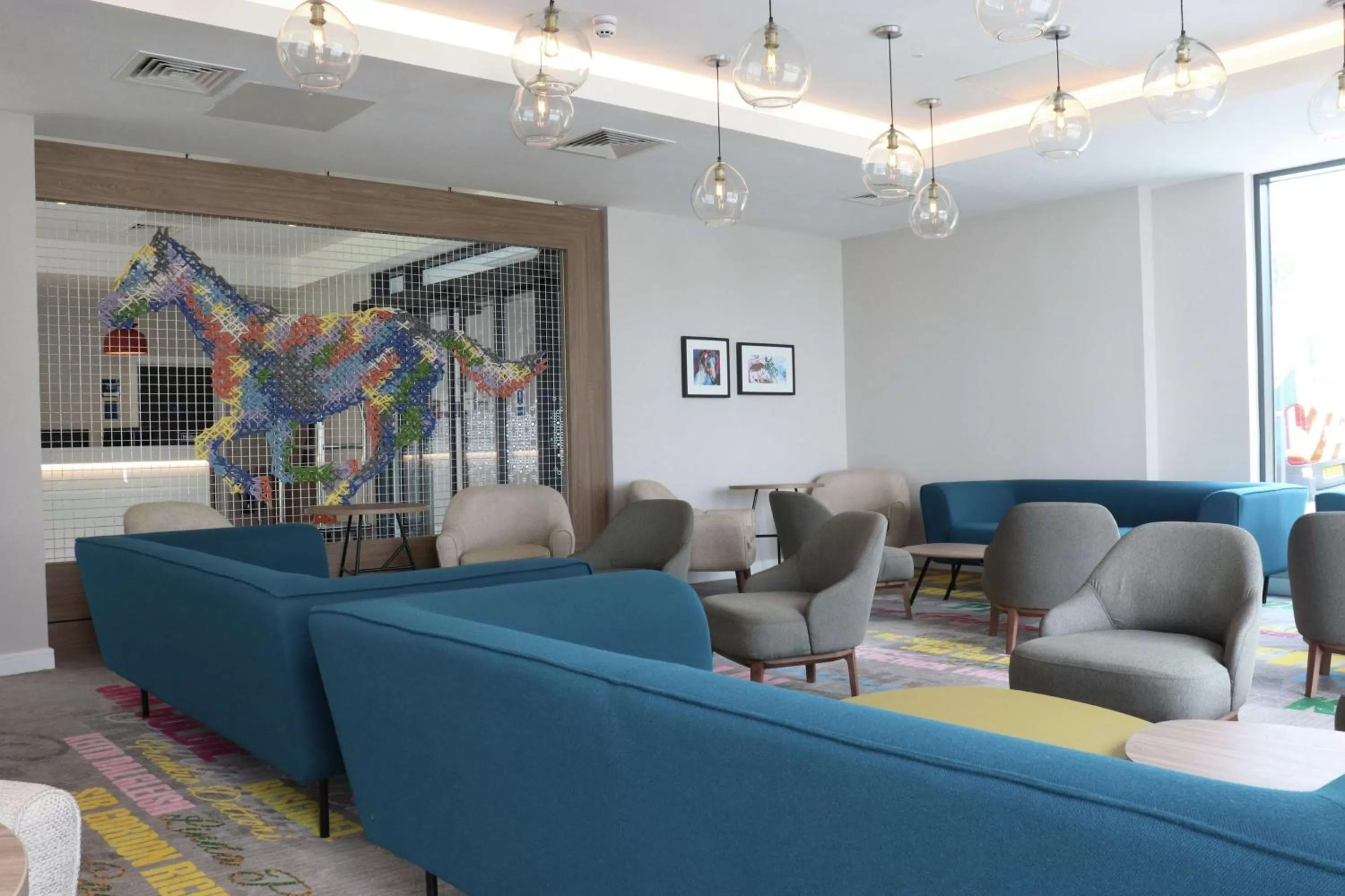 Dining area in Hampton By Hilton Hamilton Park