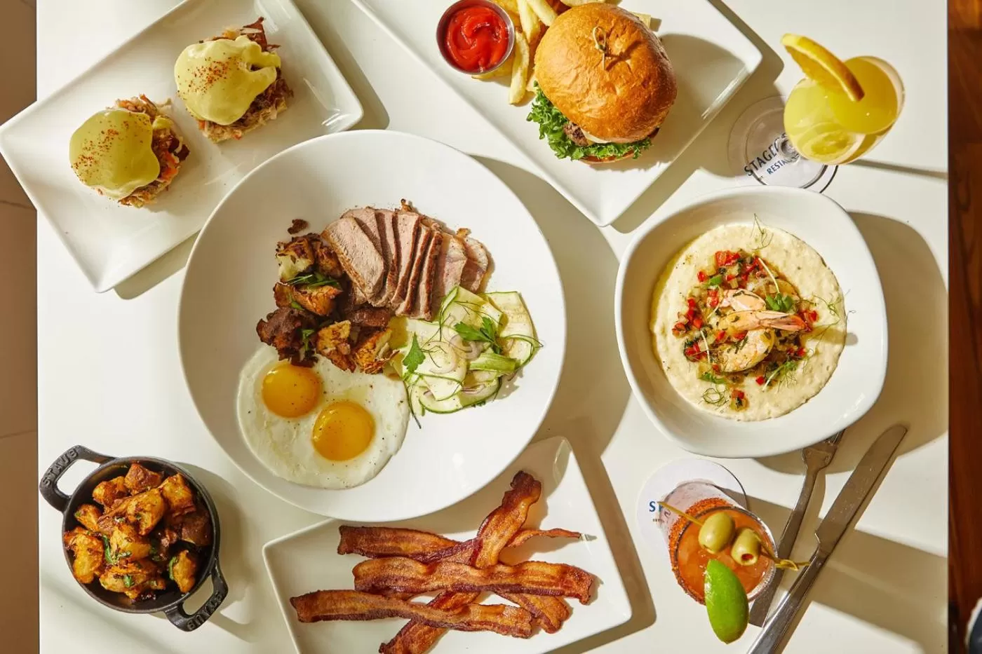 Breakfast in Shady Villa Hotel