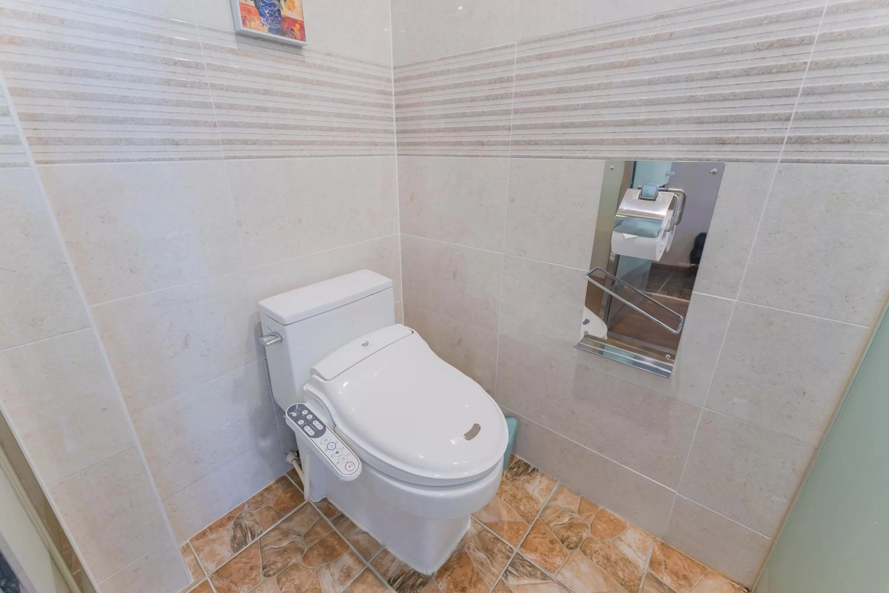 Toilet in Central Park Hotel Busan