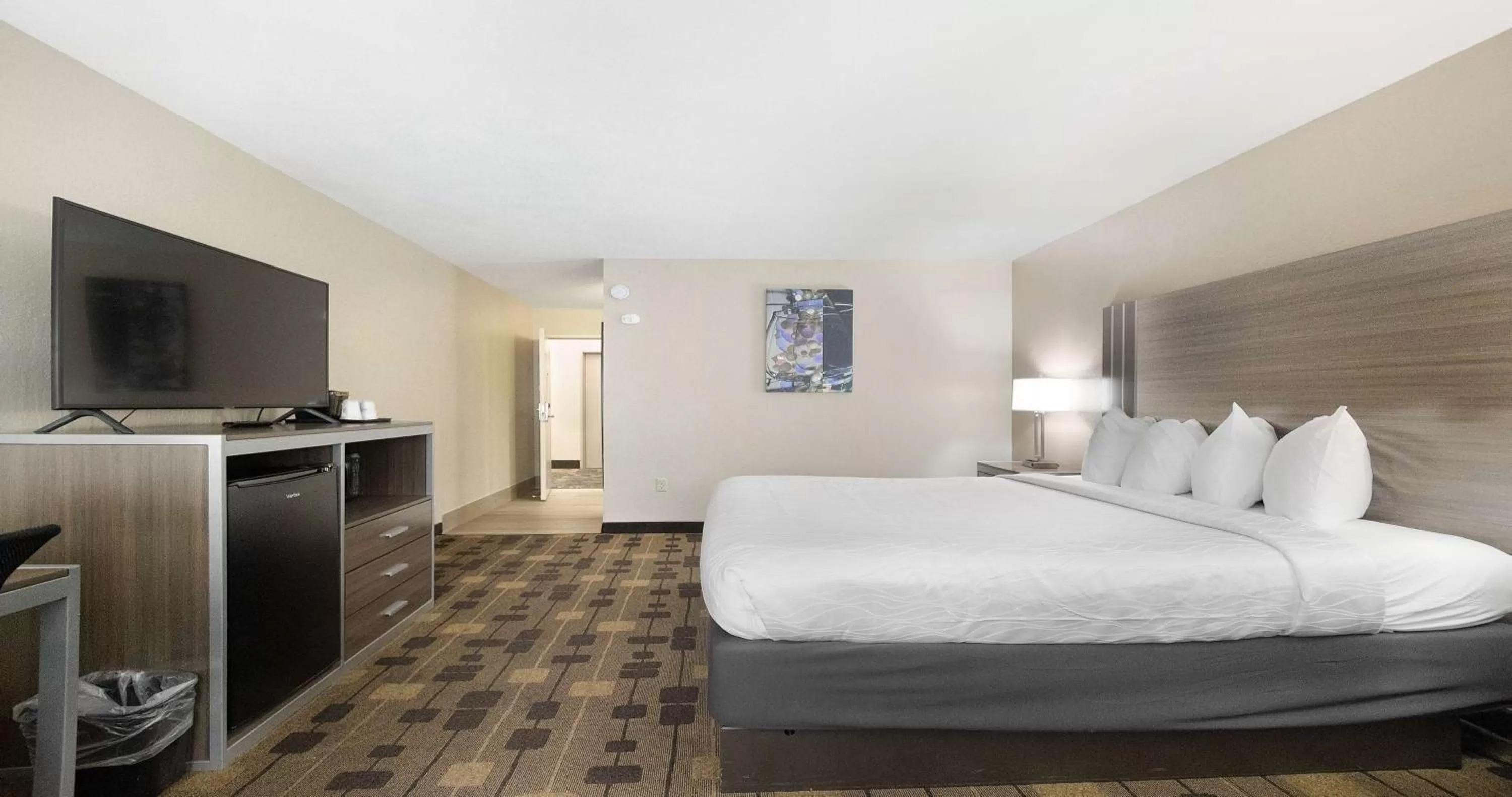 Bedroom, Bed in Best Western Amador Inn