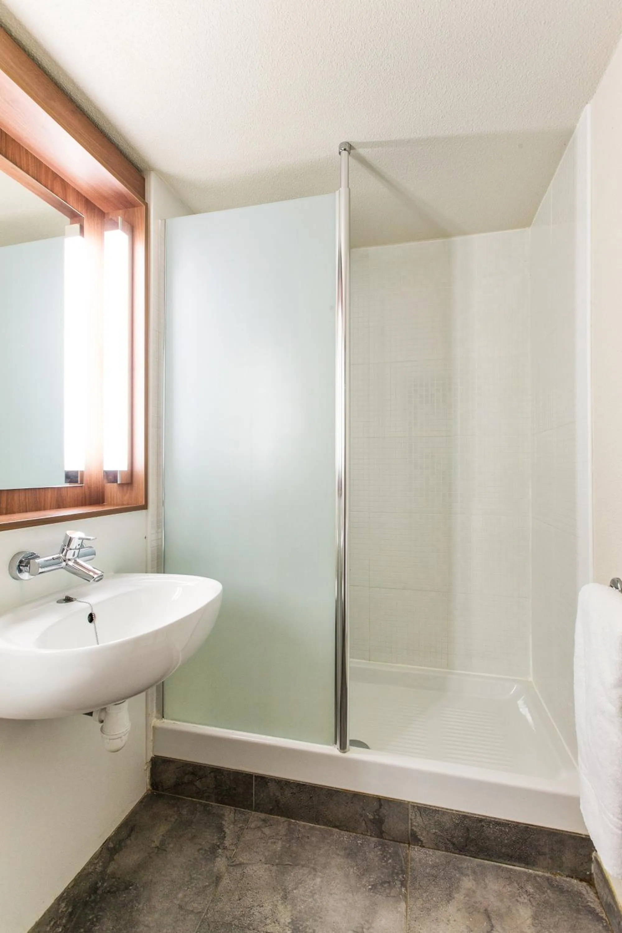 Property building in Campanile Amiens - Glisy