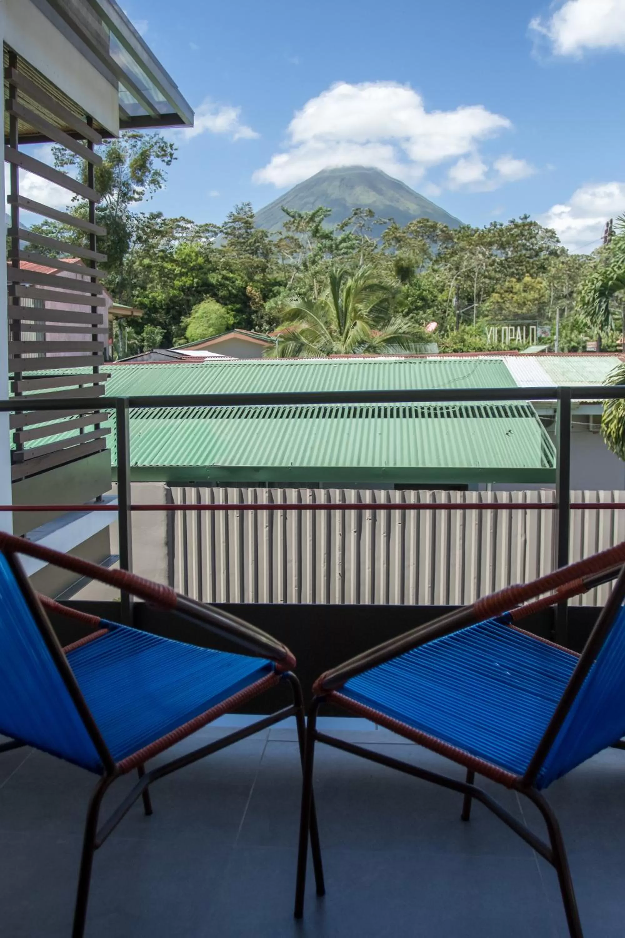 Natural landscape in La Fortuna Lodge by Treebu Hotels