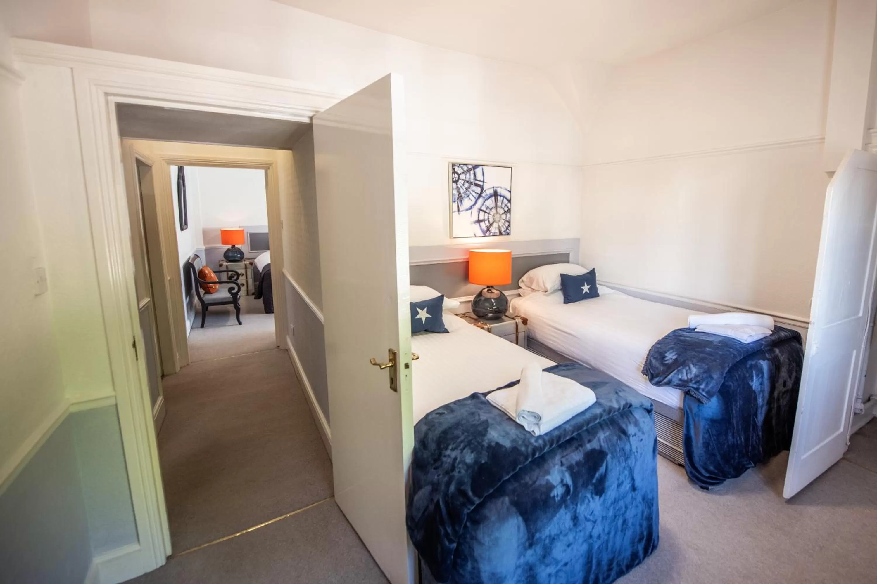 Bed in The Woodlands Hotel