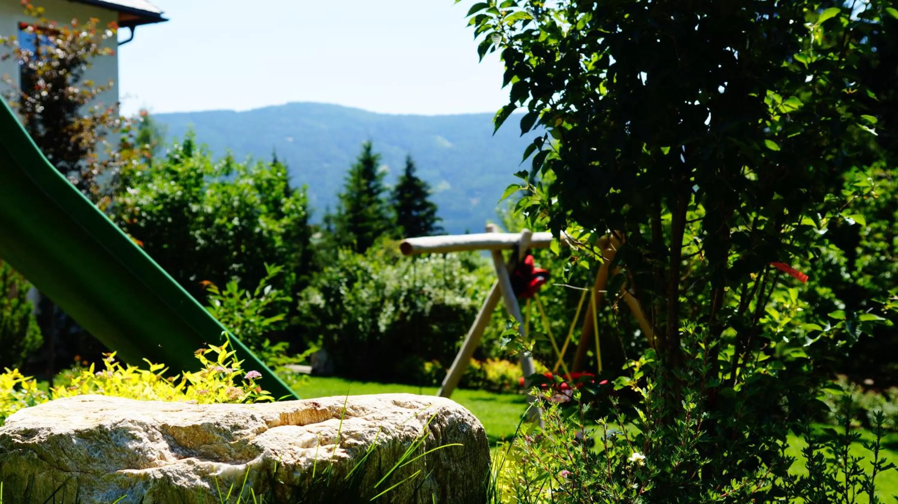 Children play ground in Hotel Häuserl im Wald