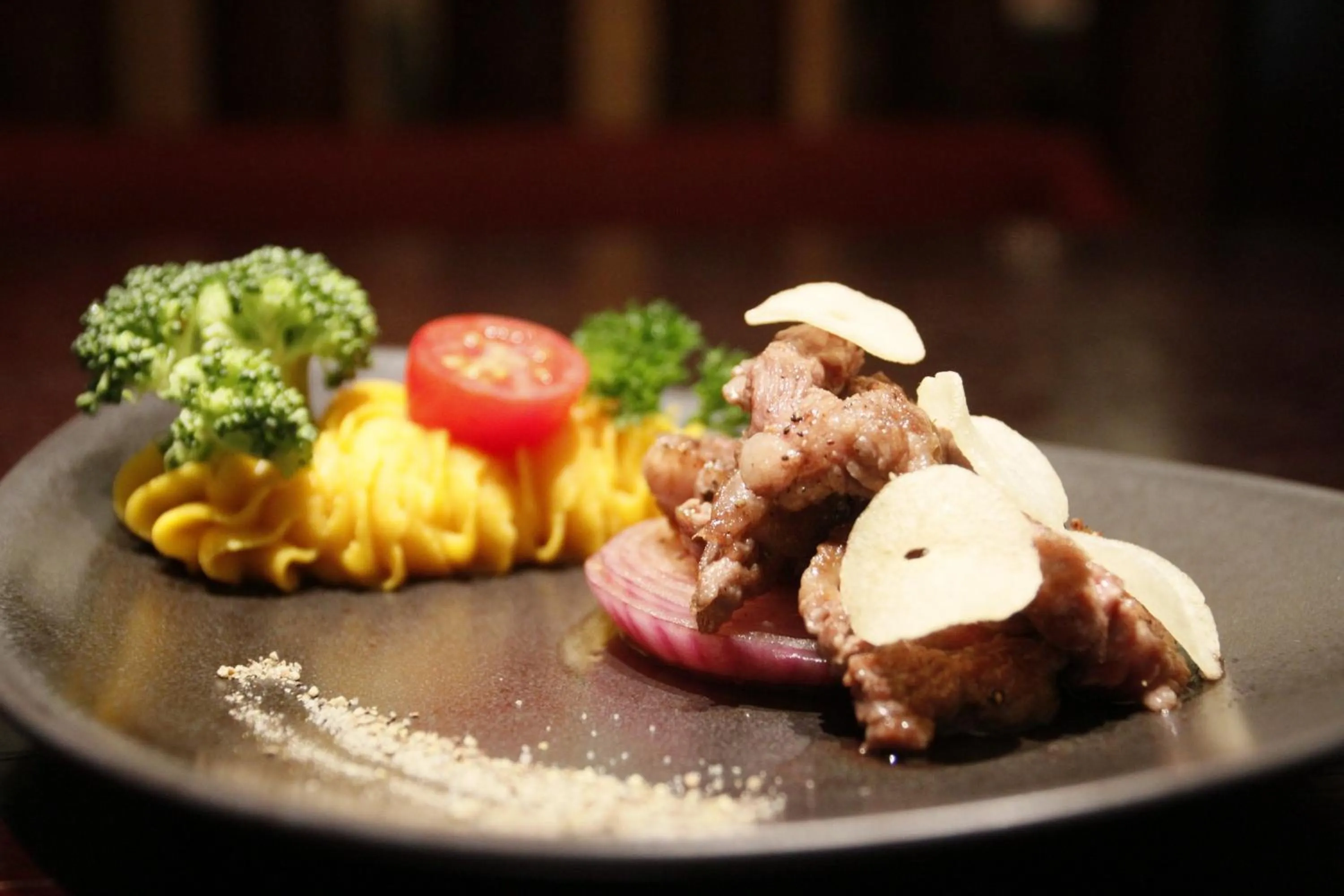 Restaurant/places to eat in HUALUXE Yangjiang City Center