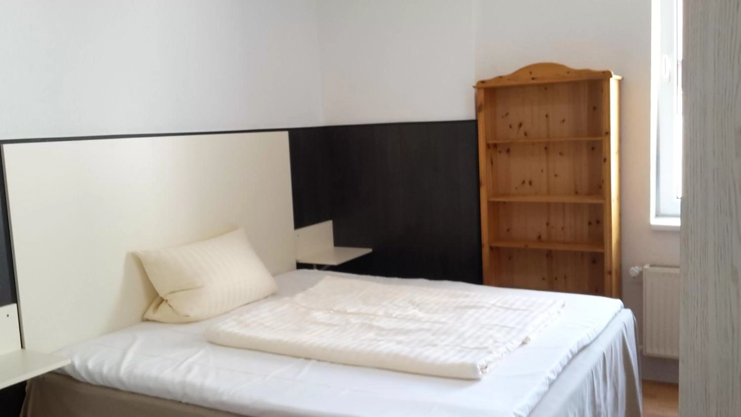 Photo of the whole room, Bed in Hotel Rhein-Residenz