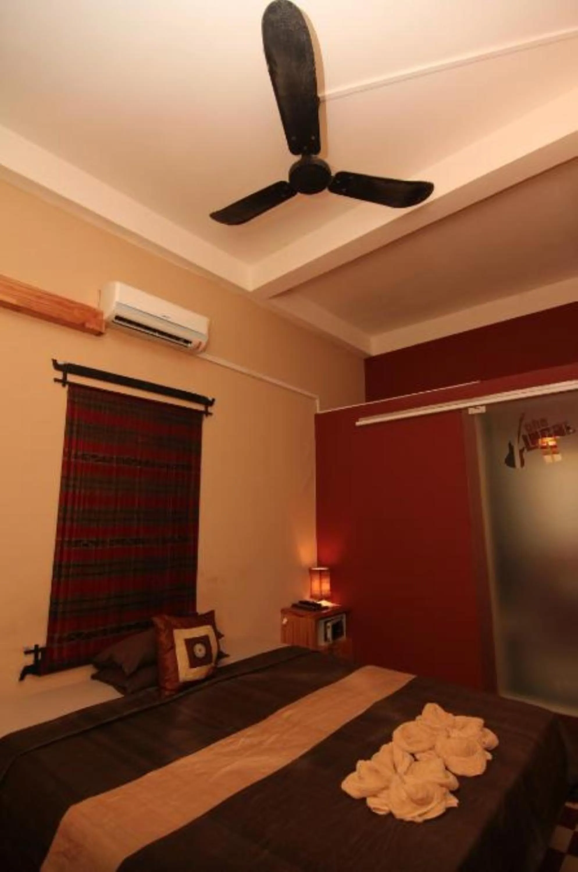 Bed in The Local - Riverside