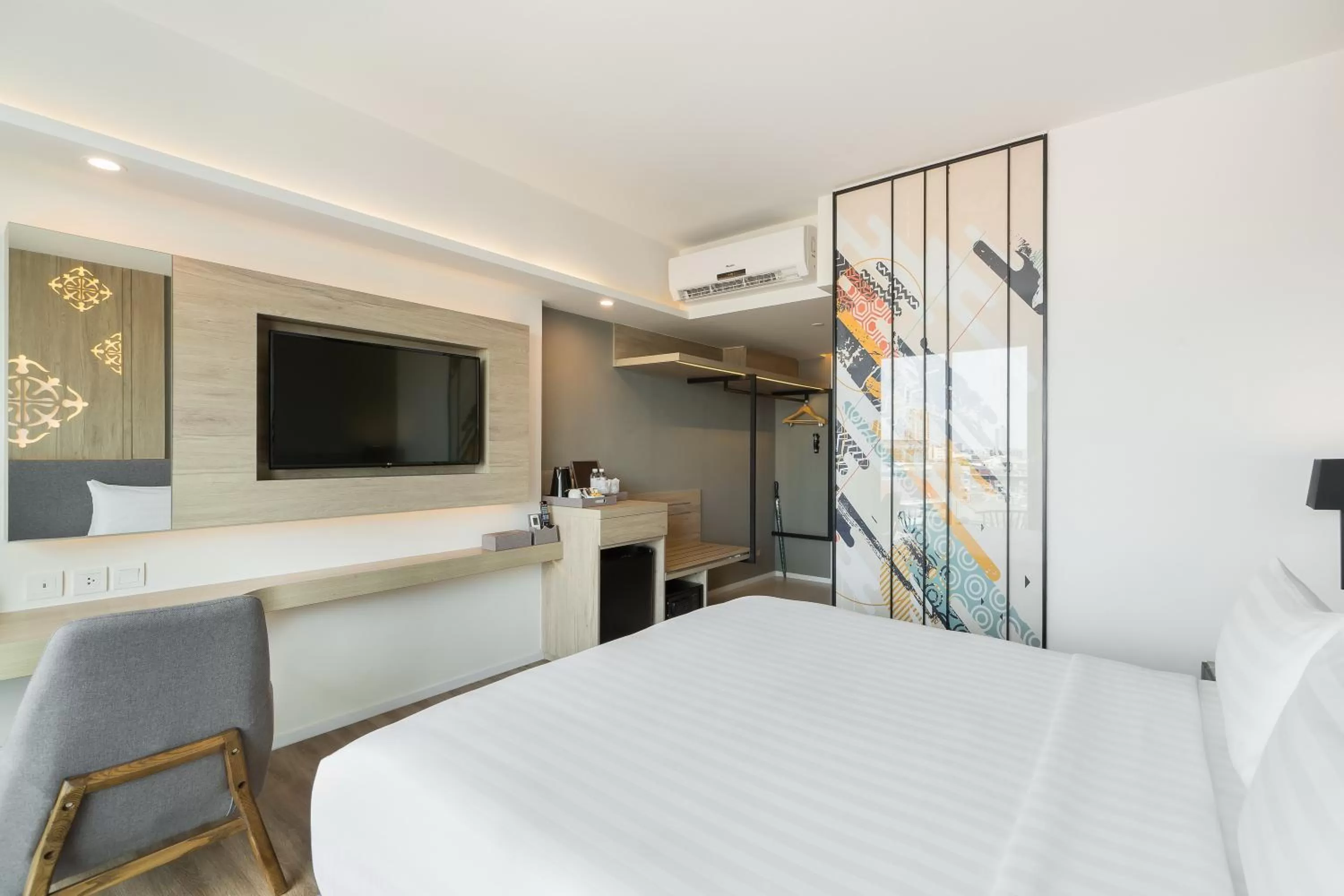 Bed in Hotel Amber Pattaya